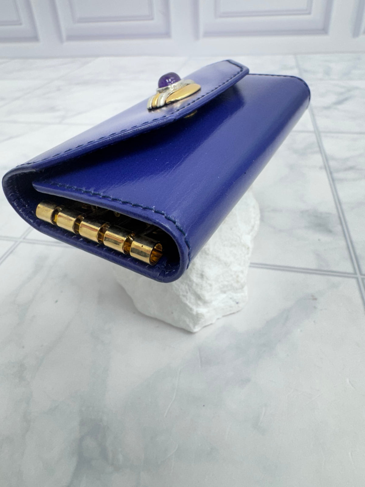 LIKE NEW - Gucci Purple Leather 4 Key Case