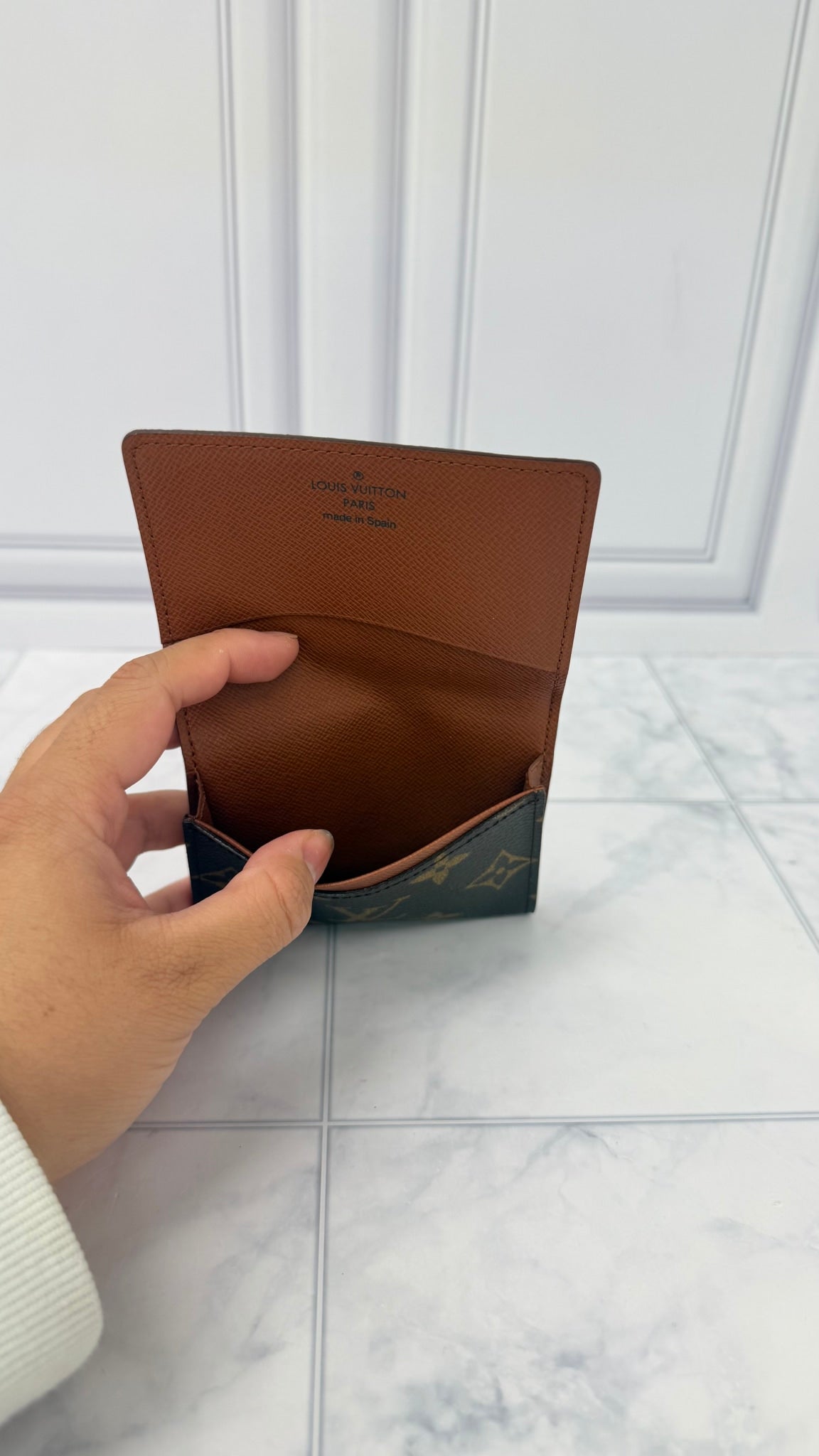 BRAND NEW - Louis Vuitton Monogram Card Holder 