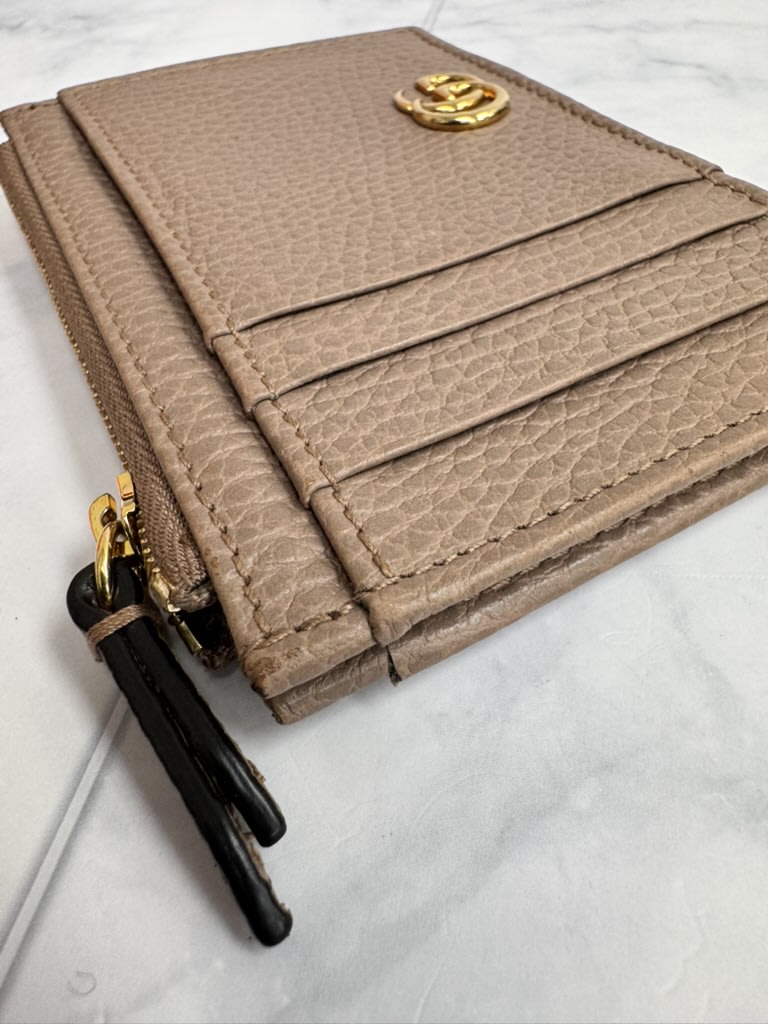 Gucci Light Brwon Pebbled Leather GG Marmont Zip Card Case