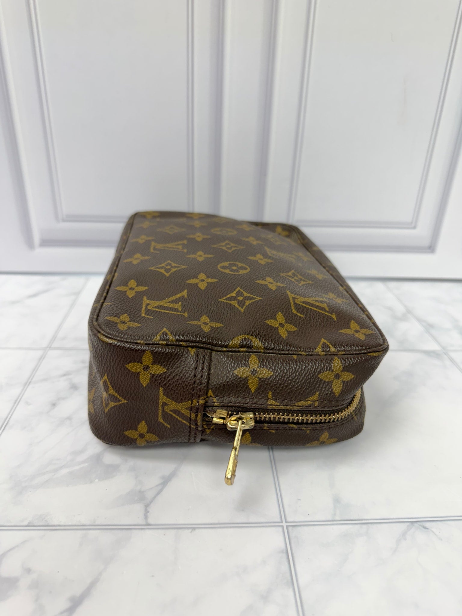 Louis Vuitton Monogram Trousse Toilette 23 Cosmetics Pouch