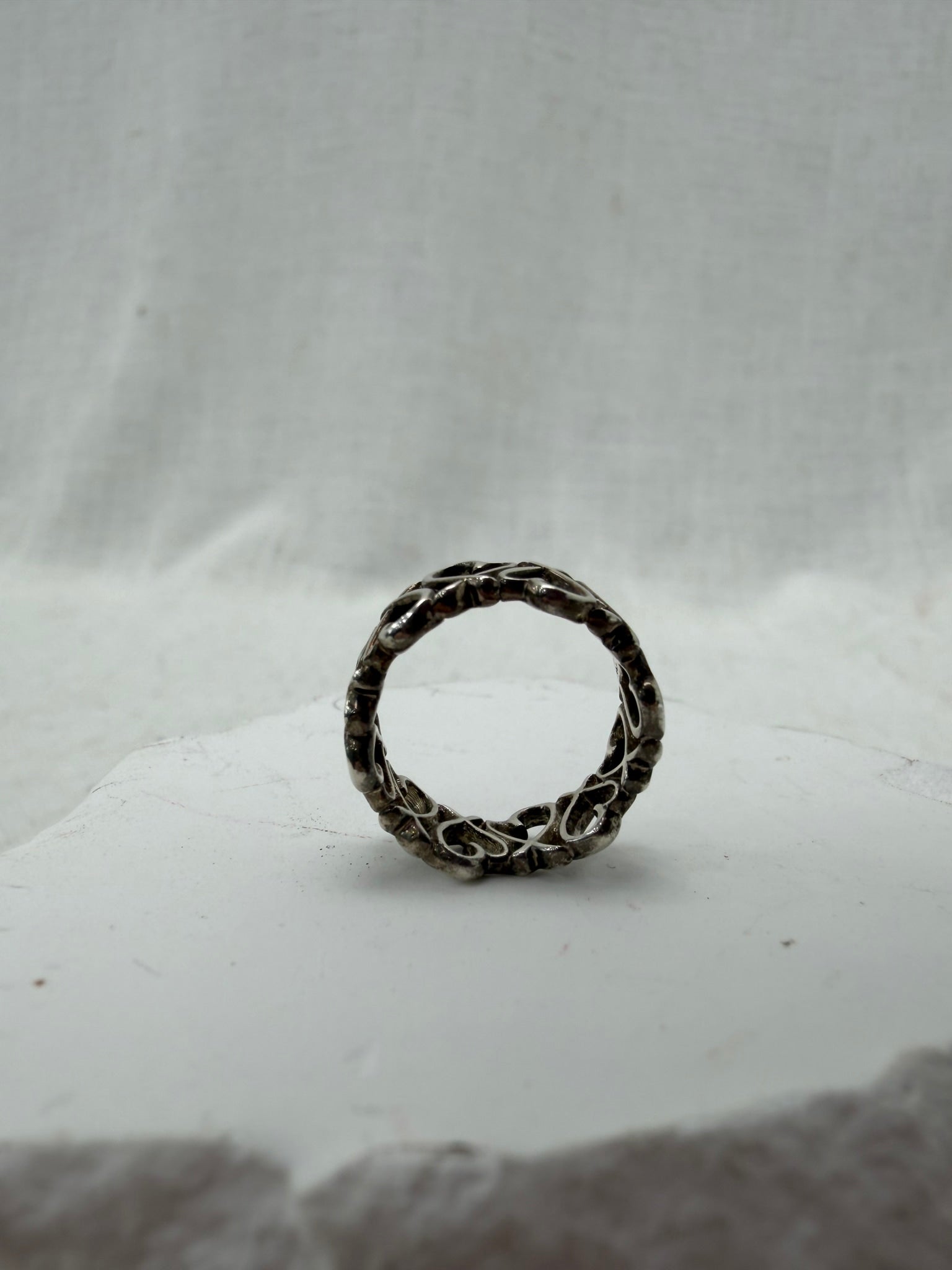 Tiffany& Co. Paloma Picasso Sterling Silver Loving Heart Ring Size 4.5 