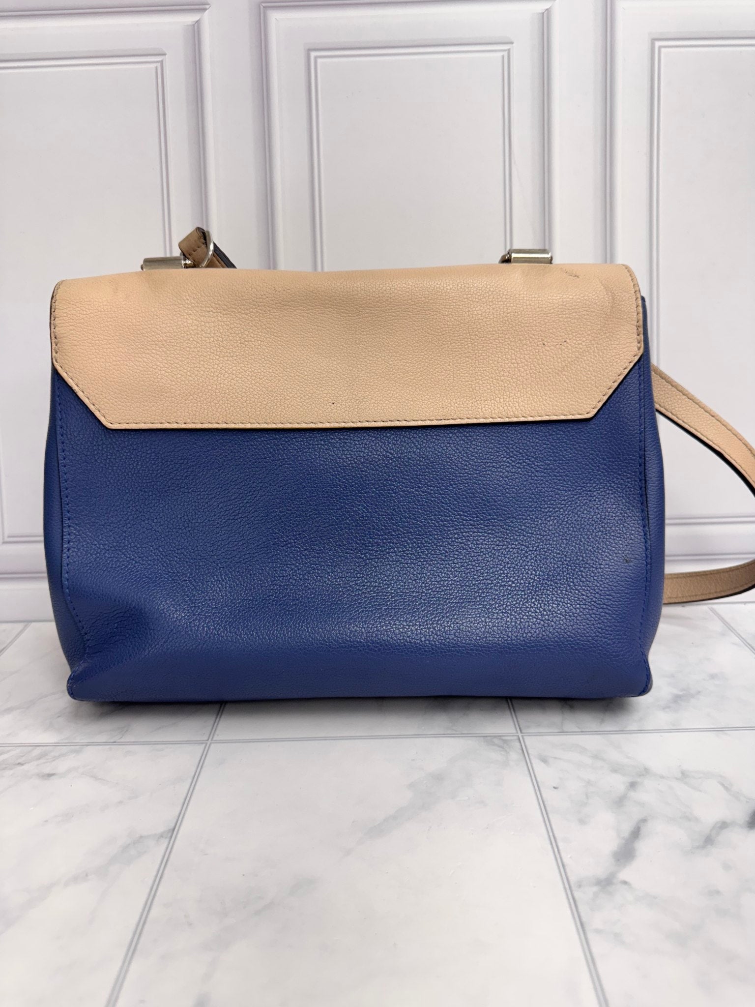 Louis Vuitton Beige And Blue Grained Leather Lockme II 2Way Bag