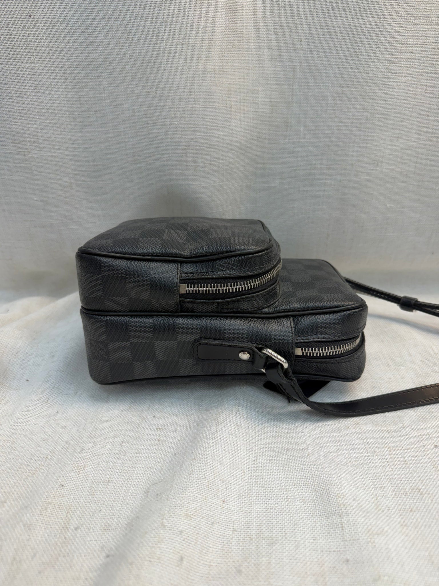 Louis Vuitton Damier Graphite Rem Shoulder Bag