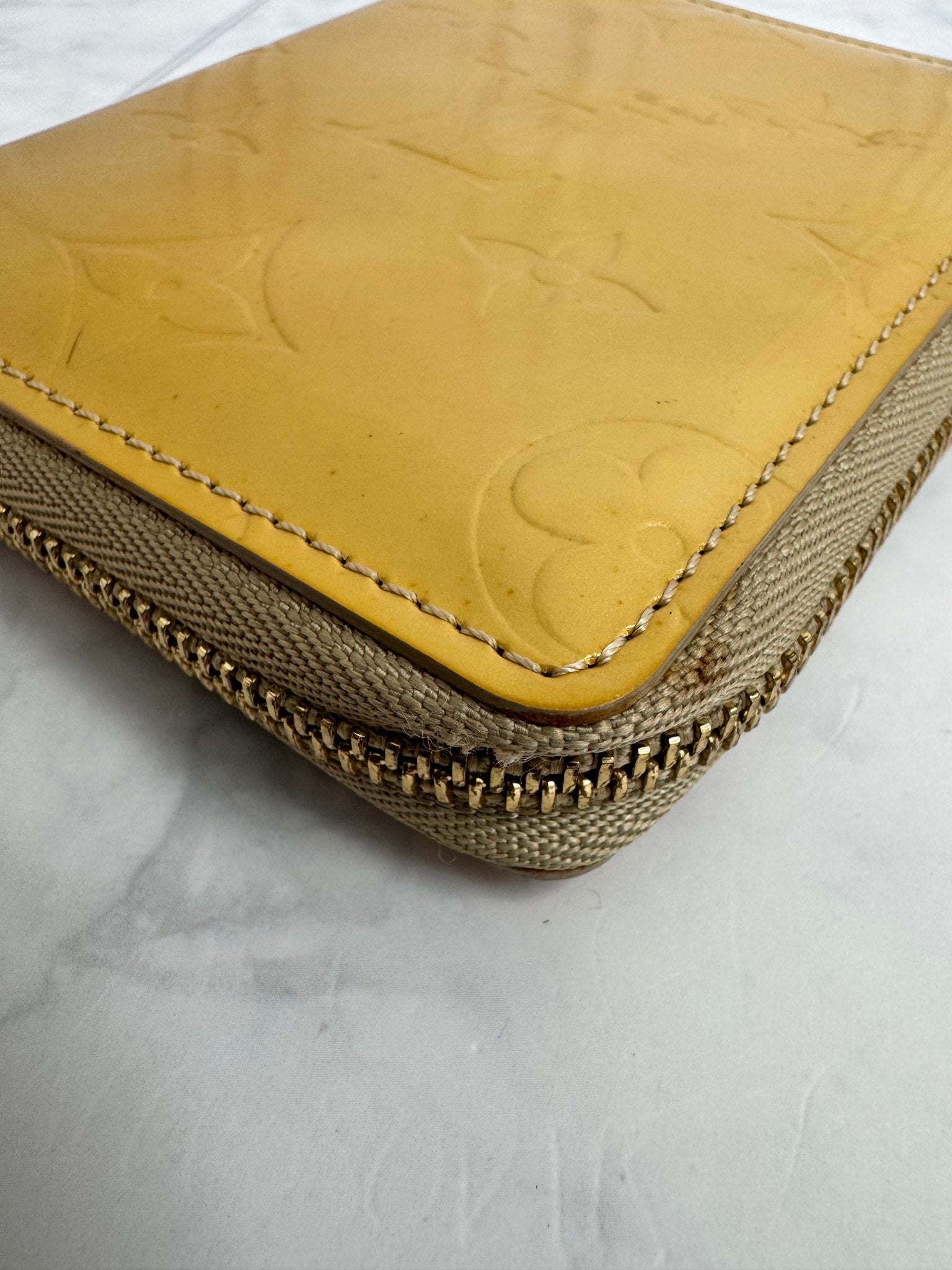 Louis Vuitton Yellow Monogram Vernis Zippy Coin Purse