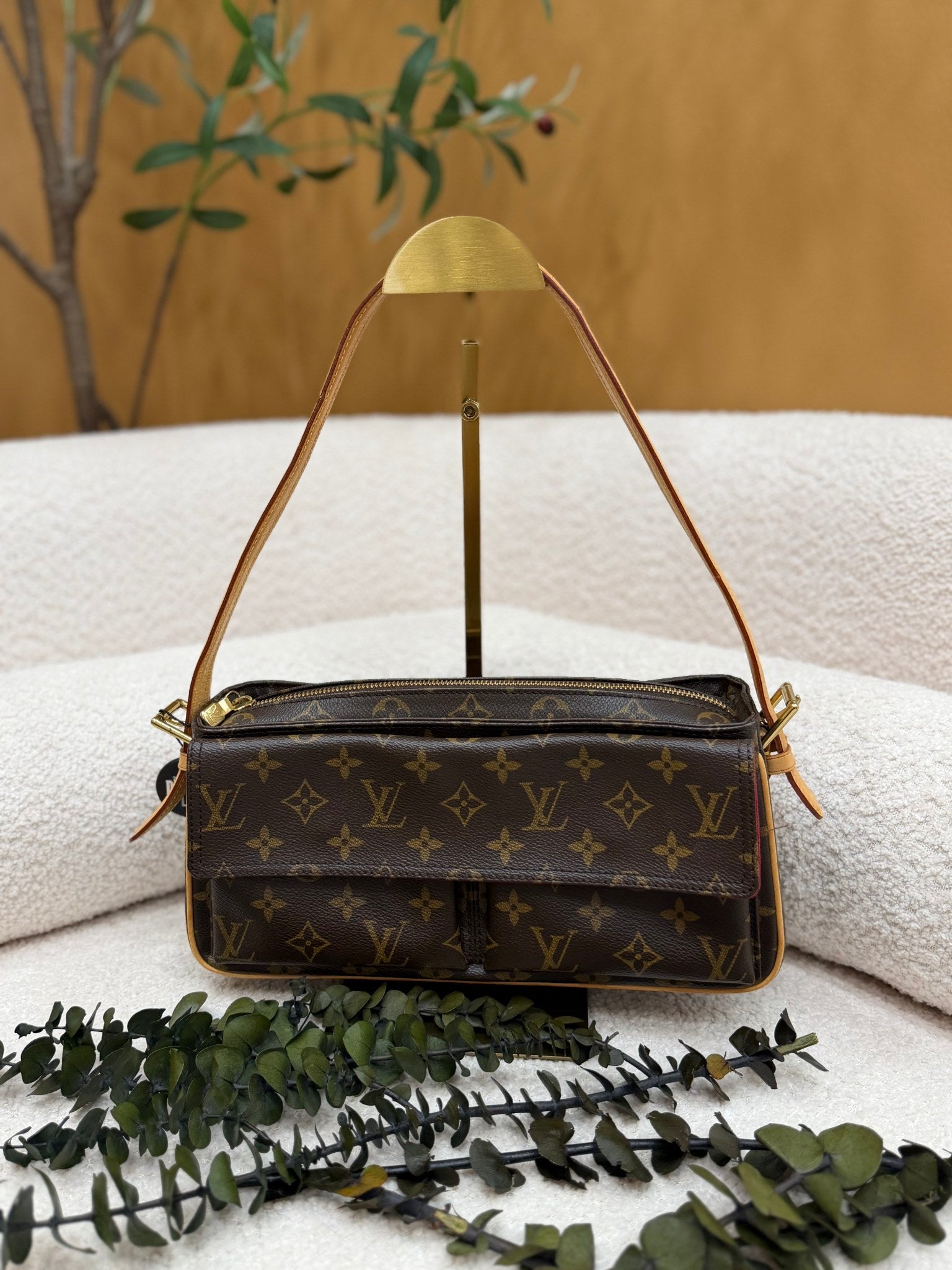 Louis Vuitton Monogram Viva Cite MM Shoulder Bag