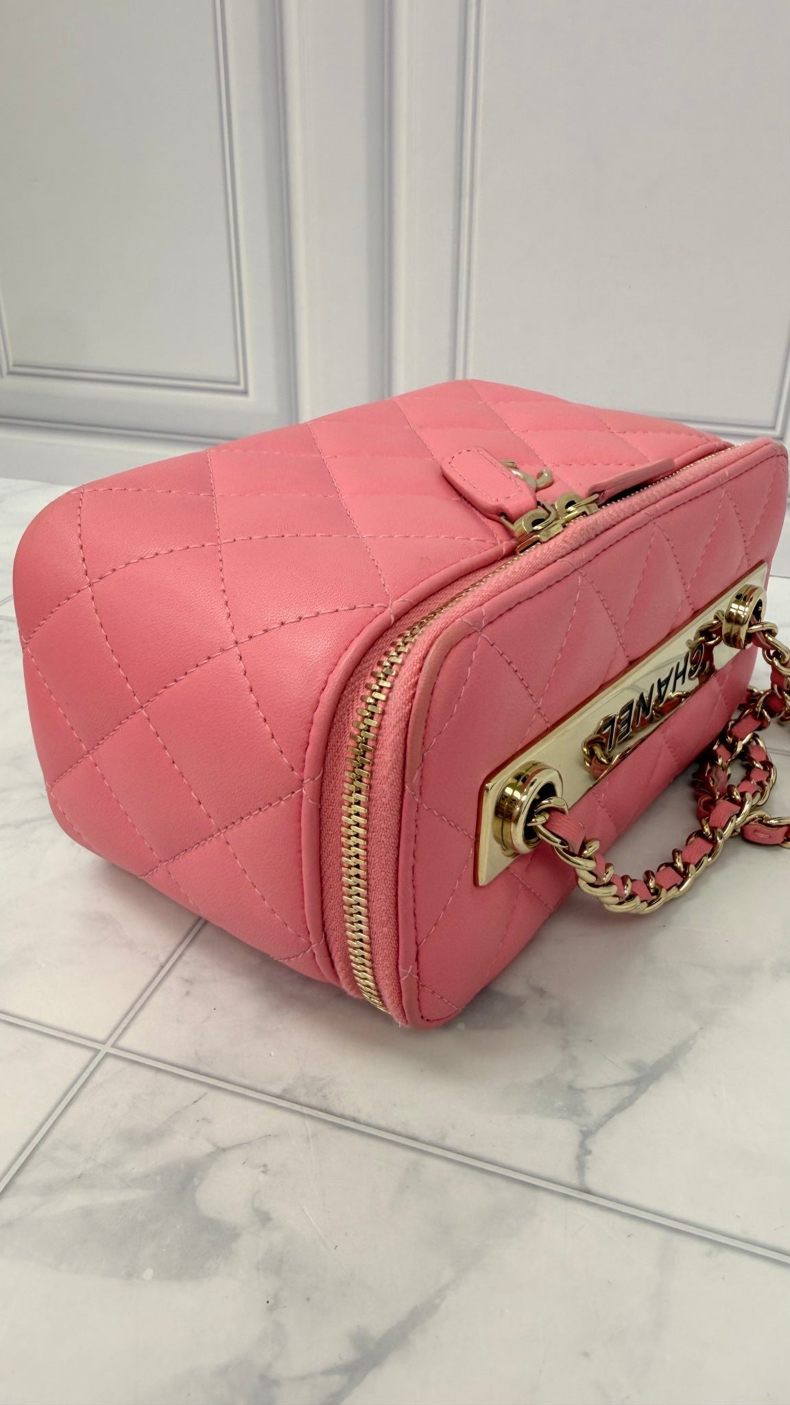 Chanel Pink Lambskin Leather Vanity Case Chain Crossbody 