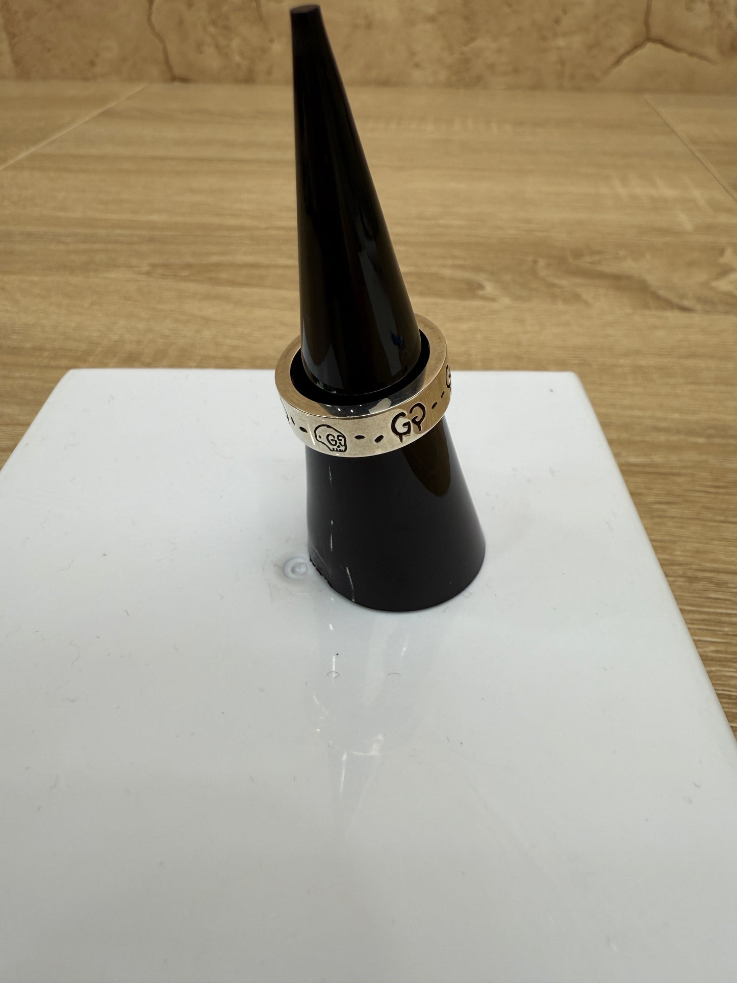Gucci Ghost Ring - Size 5