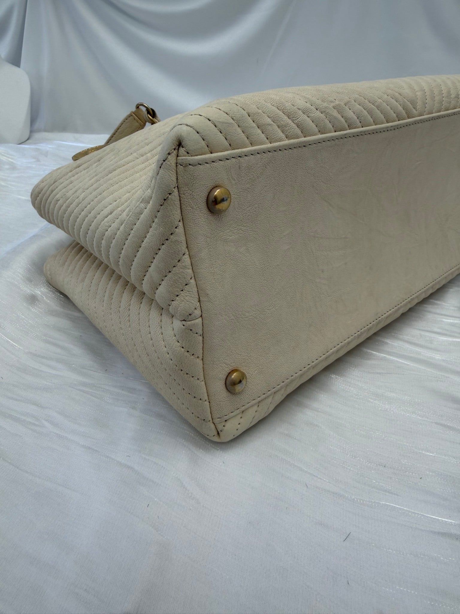 Chanel Cream Leather V Stitch Chain Tote Bag