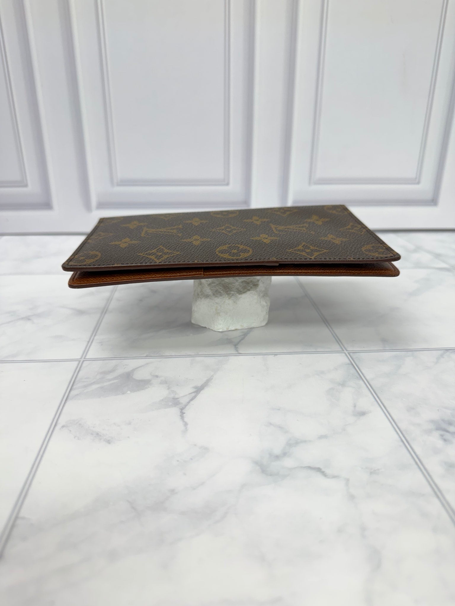 Louis Vuitton Monogram Travel Wallet 