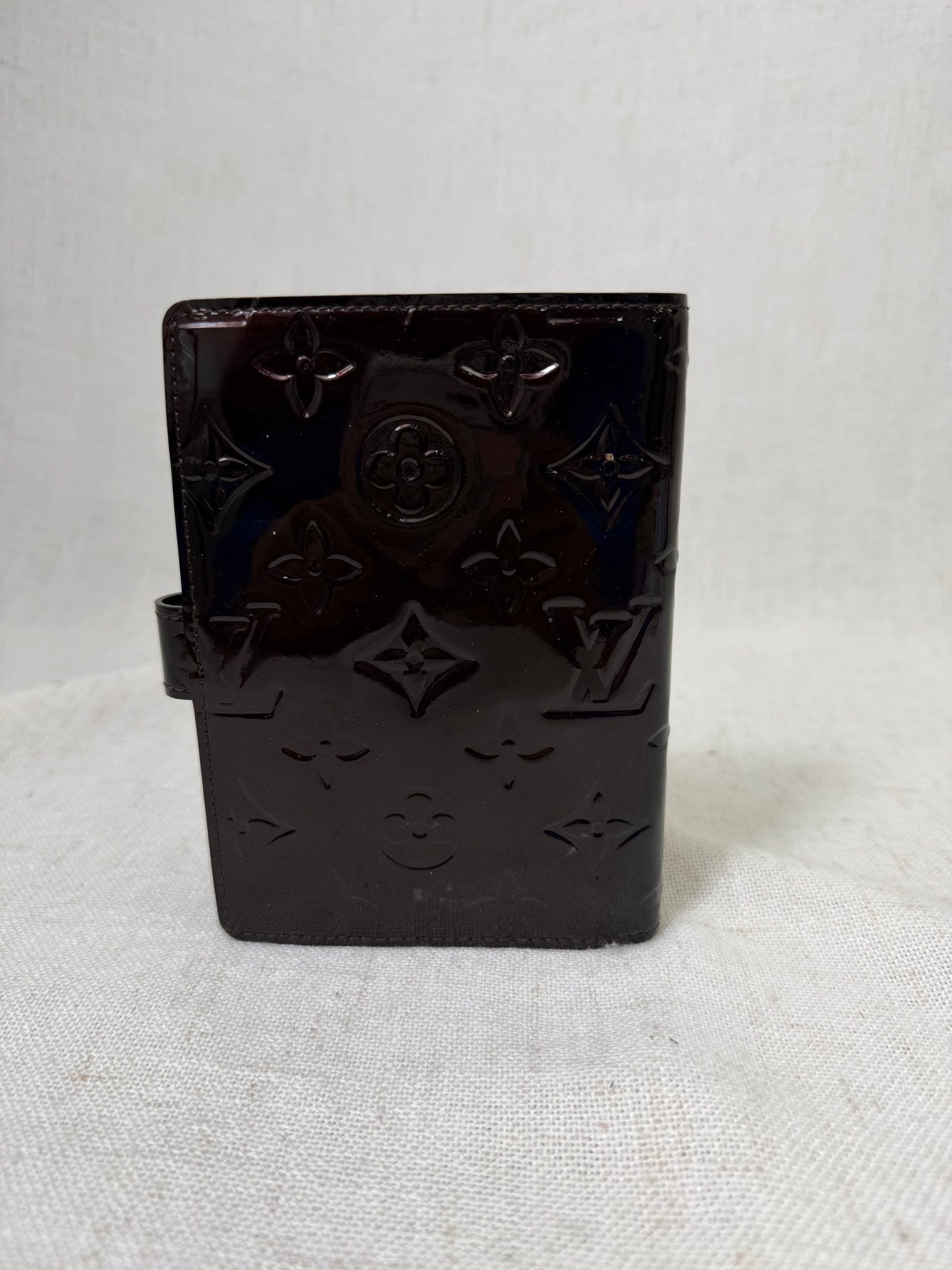 Louis Vuitton Amarante Vernis Passport Agenda PM