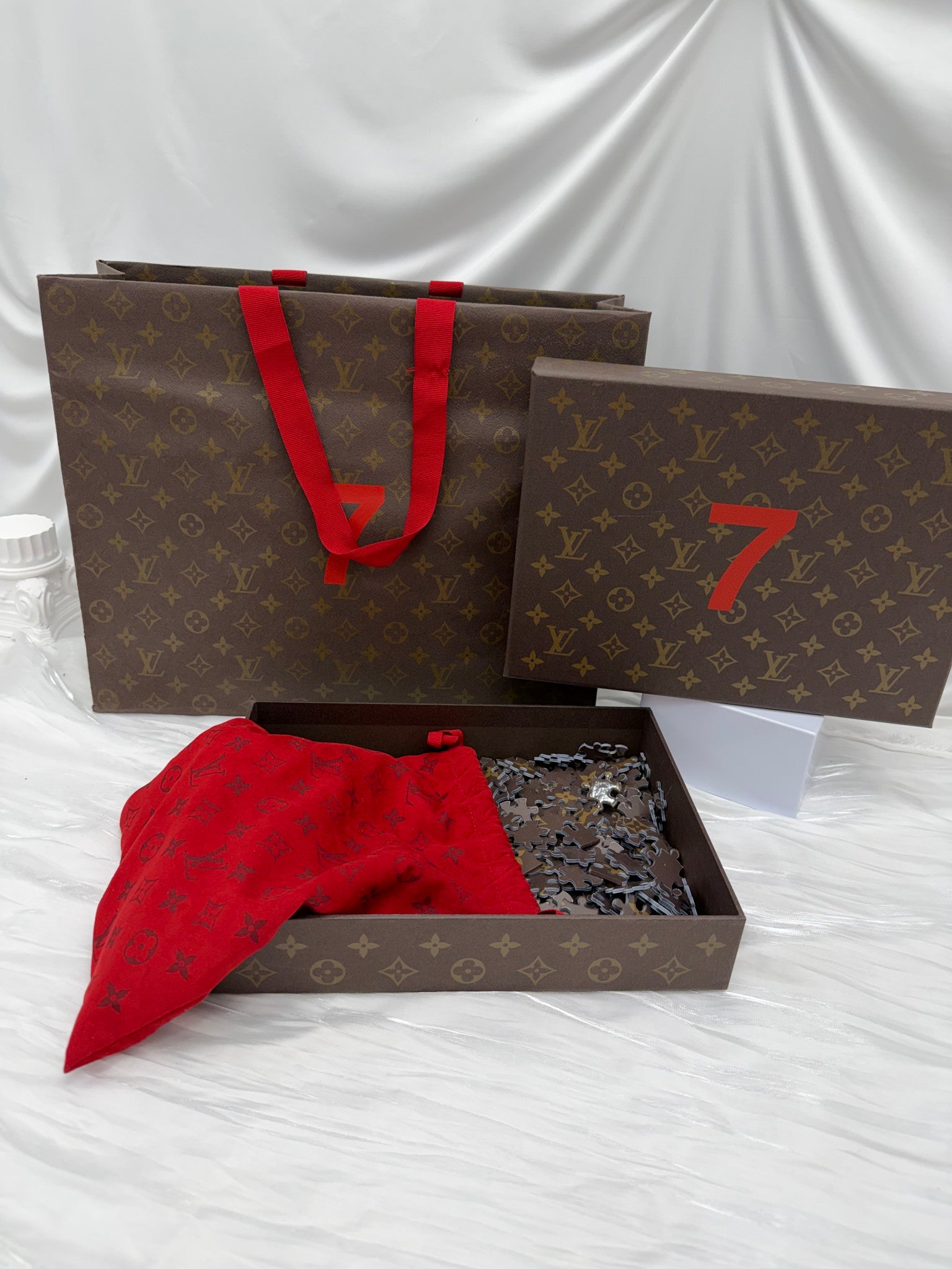 Louis Vuitton x Virgil  Monogram "Fashion Show Invitation" Puzzle