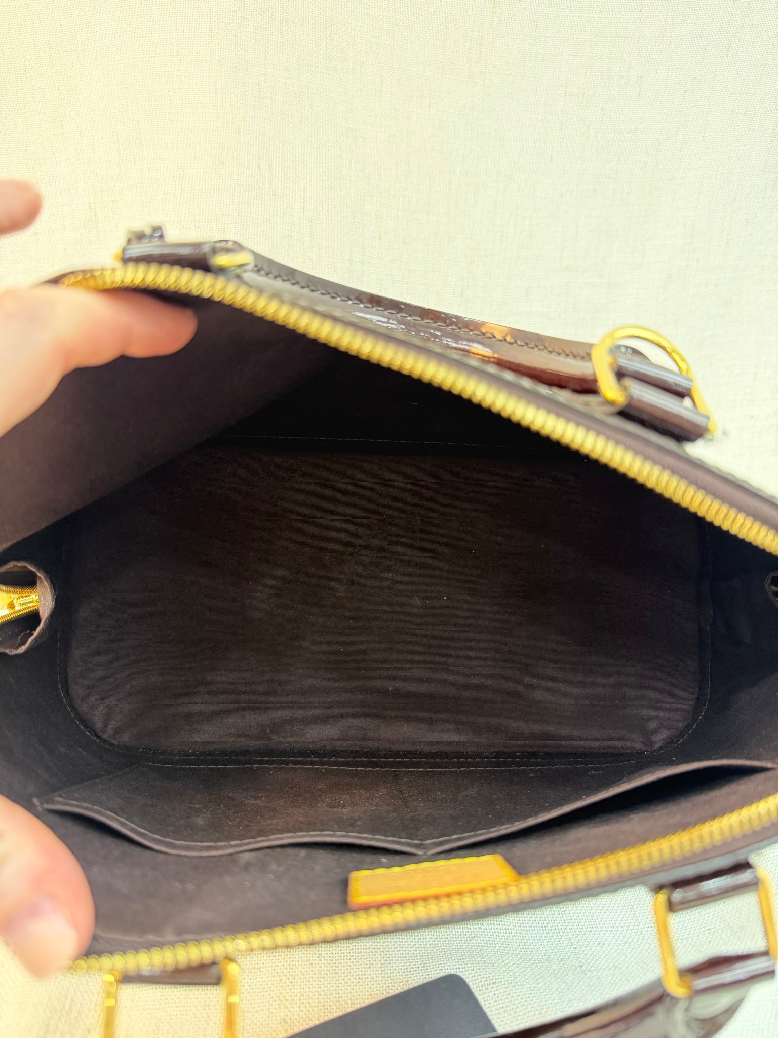 Louis Vuitton Amarante Vernis Leather Alma PM Bag