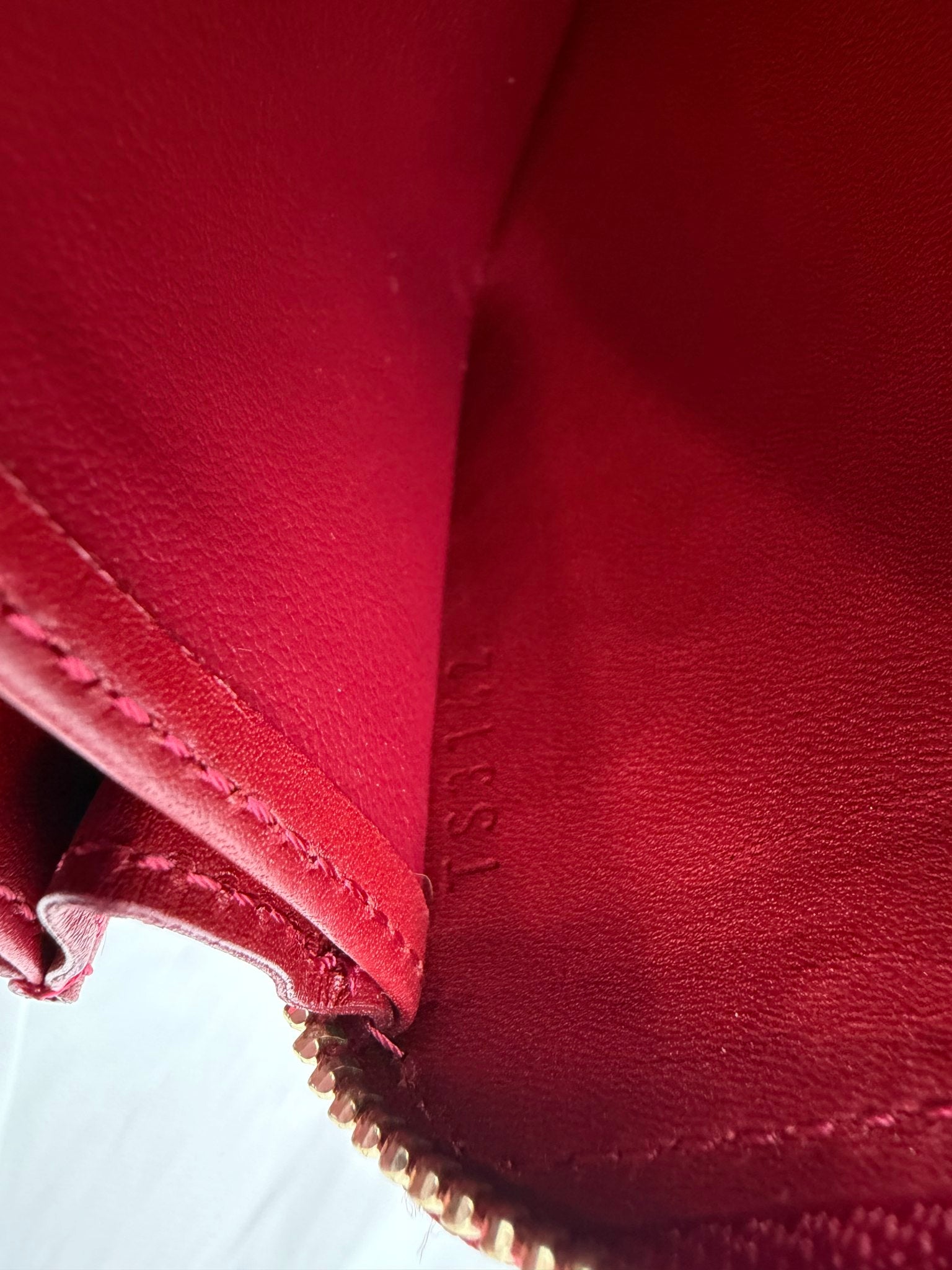 Louis Vuitton Red Vernis Compact Zippy Wallet 