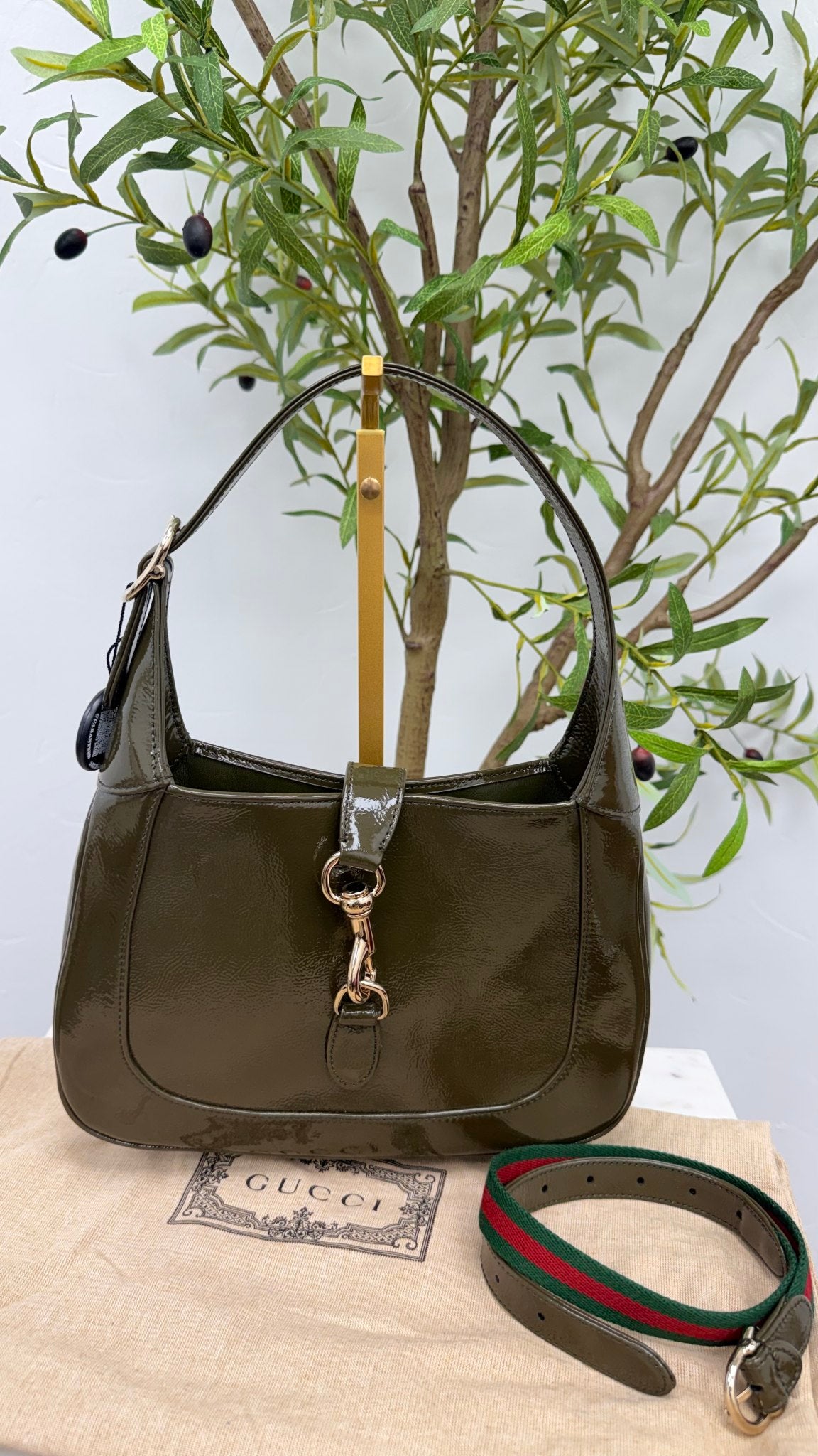 BRAND NEW - Gucci Green Patent Leather Jackie Shoulder Bag 