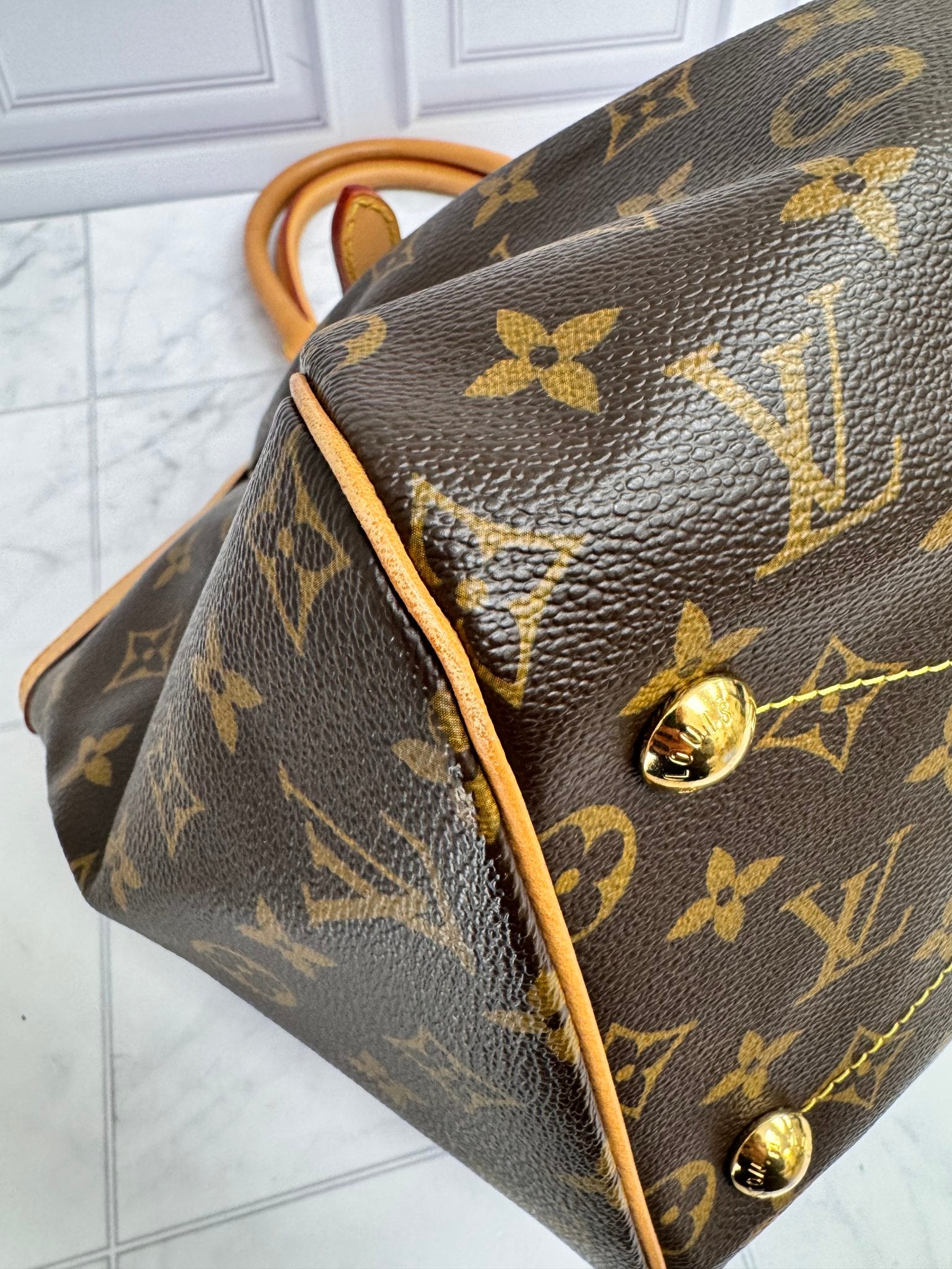 Louis Vuitton Monogram Tivoli Tote Bag GM