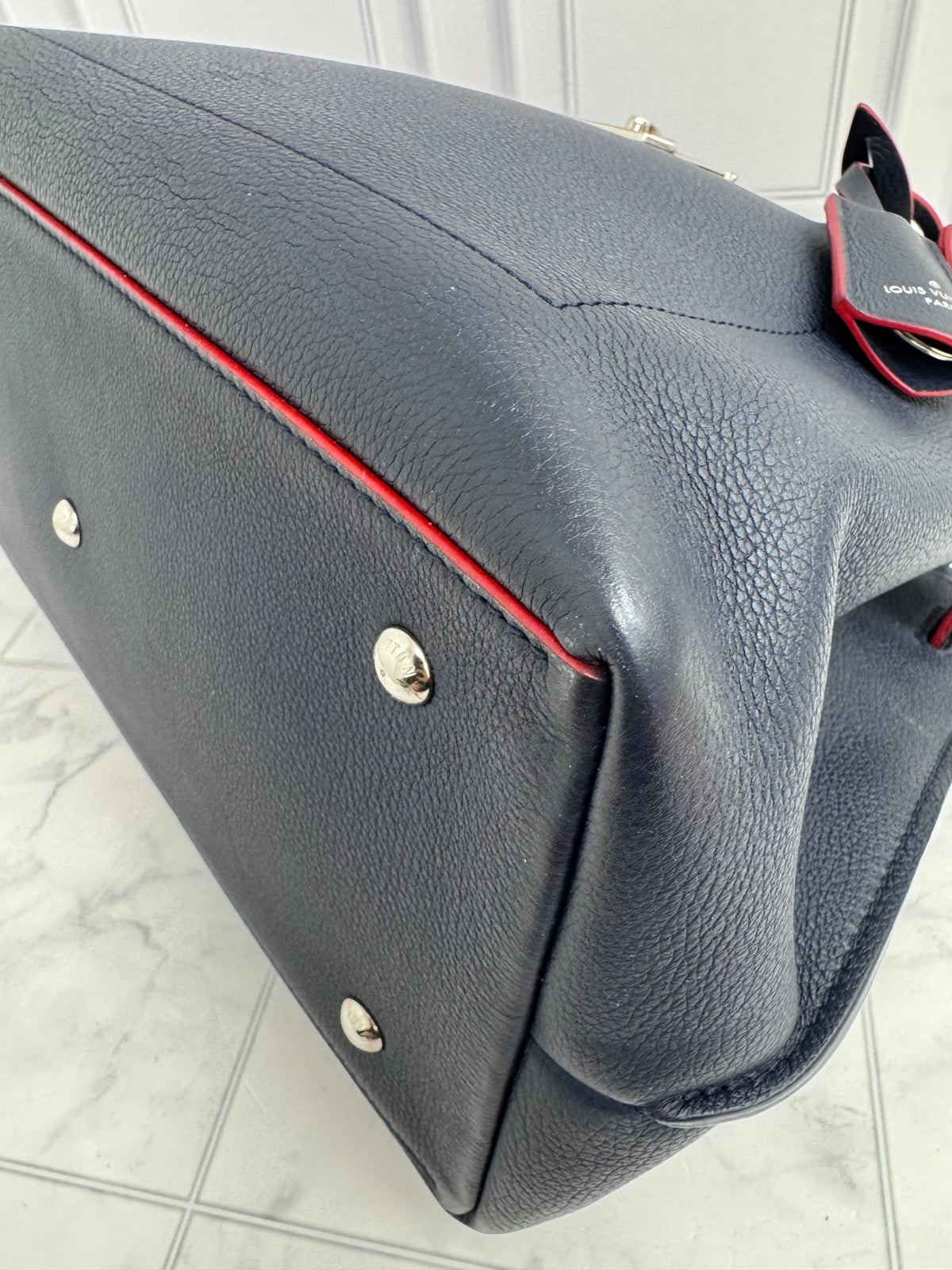 Louis Vuitton Blue Grained Leather Lockme Day Bag