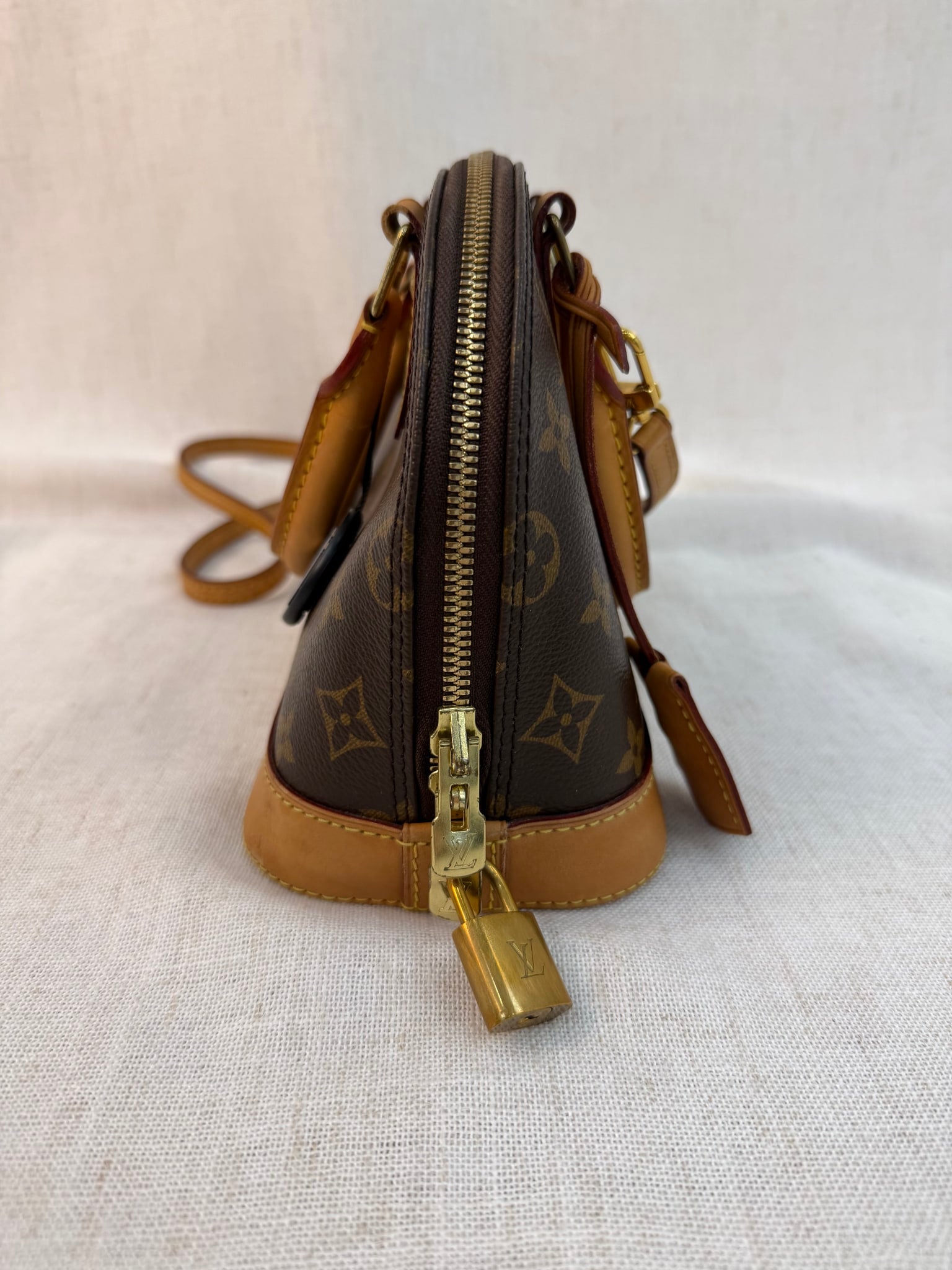 Louis Vuitton Monogram Alma BB Bag