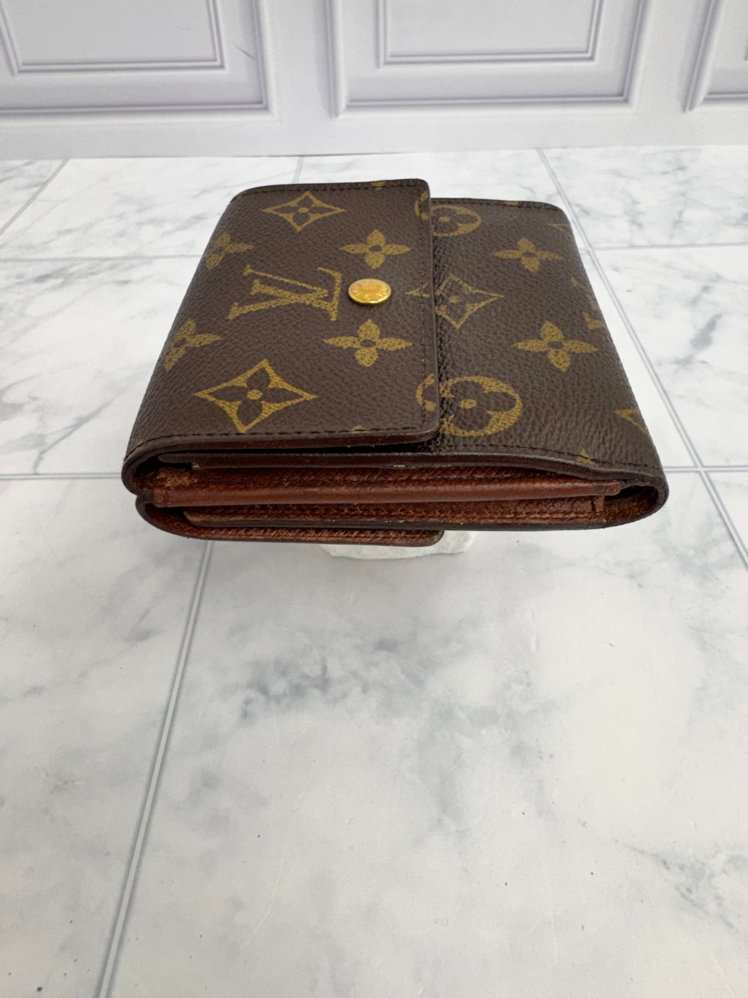 Louis Vuitton Monogram Elise Trifold Wallet
