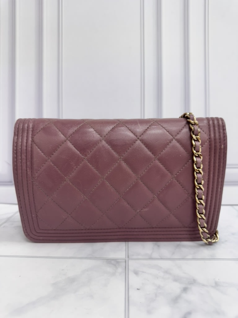 Chanel Dusty Rose Diamond Quilted Leather Boy Wallet On A Chain