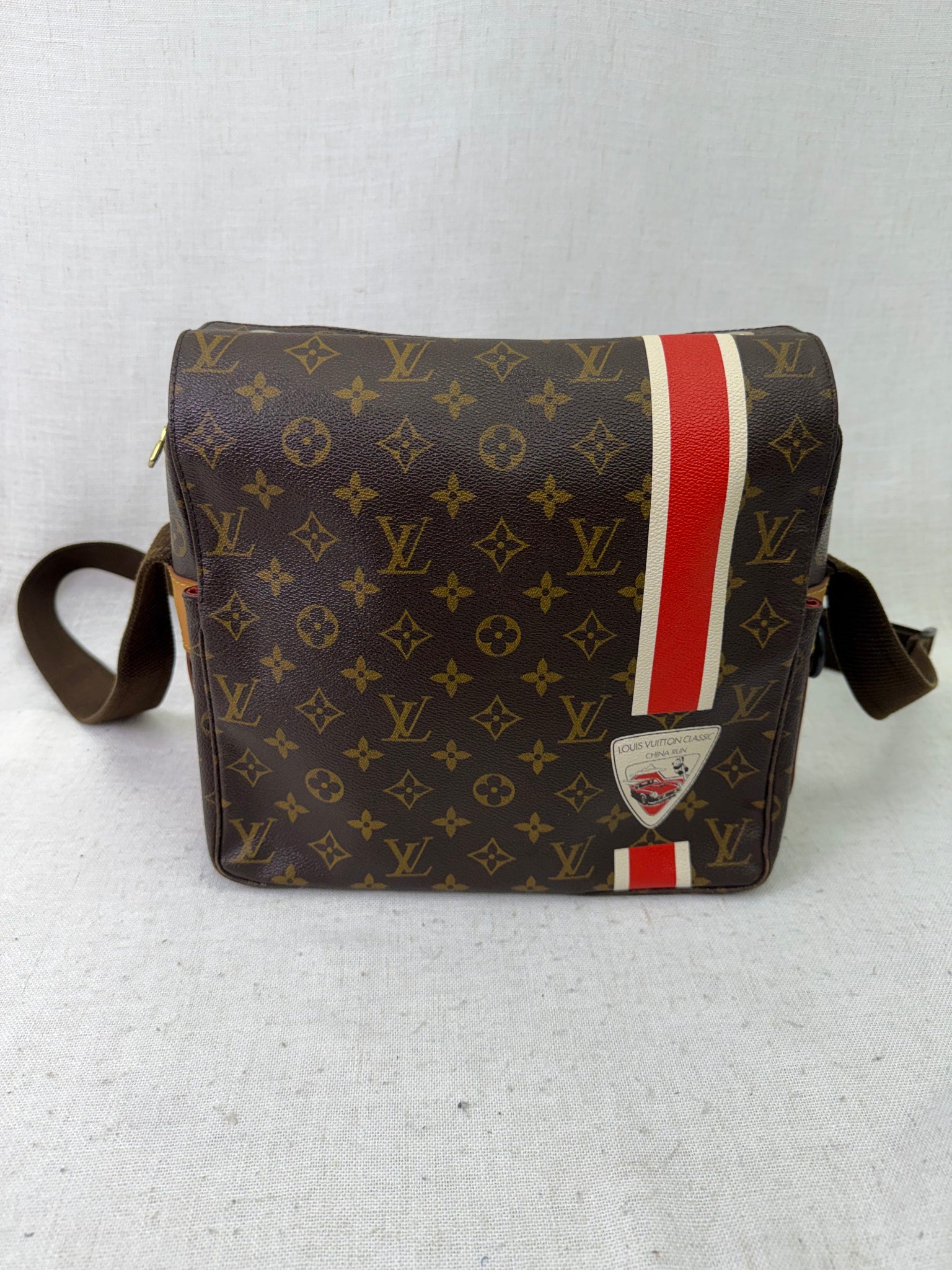 Louis Vuitton Limited Edition Monogram China Run  Naviglio Messenger Bag