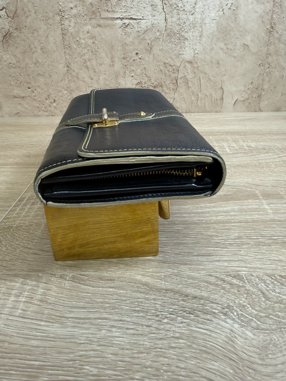 https://res.cloudinary.com/dyql5hig8/image/upload/v1756148580/edyhndkc7fpobdnhuk5r.jpg