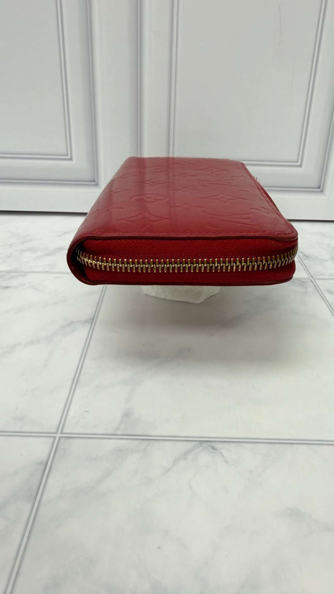 Louis Vuitton Monogram Red Vernis Leather Zippy Wallet