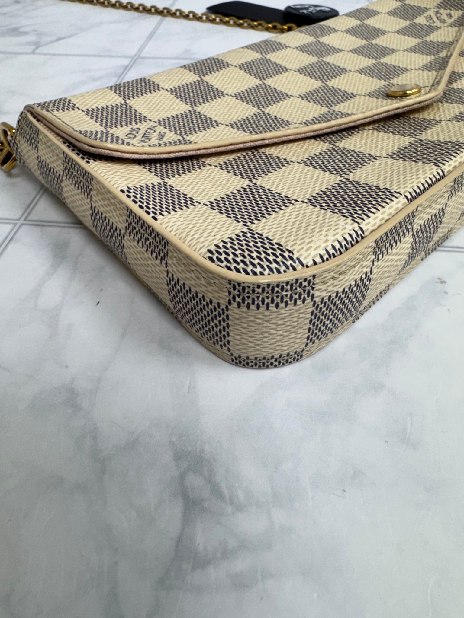 Louis Vuitton Damier Azur Felicie Pochette