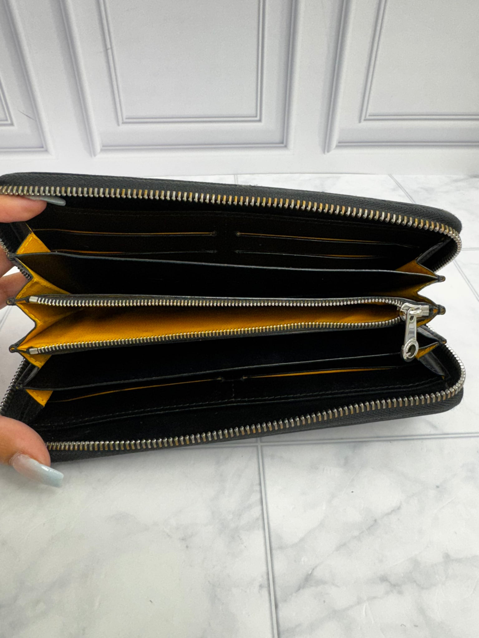 Goyard Black Goyardine Leather Zippy Wallet
