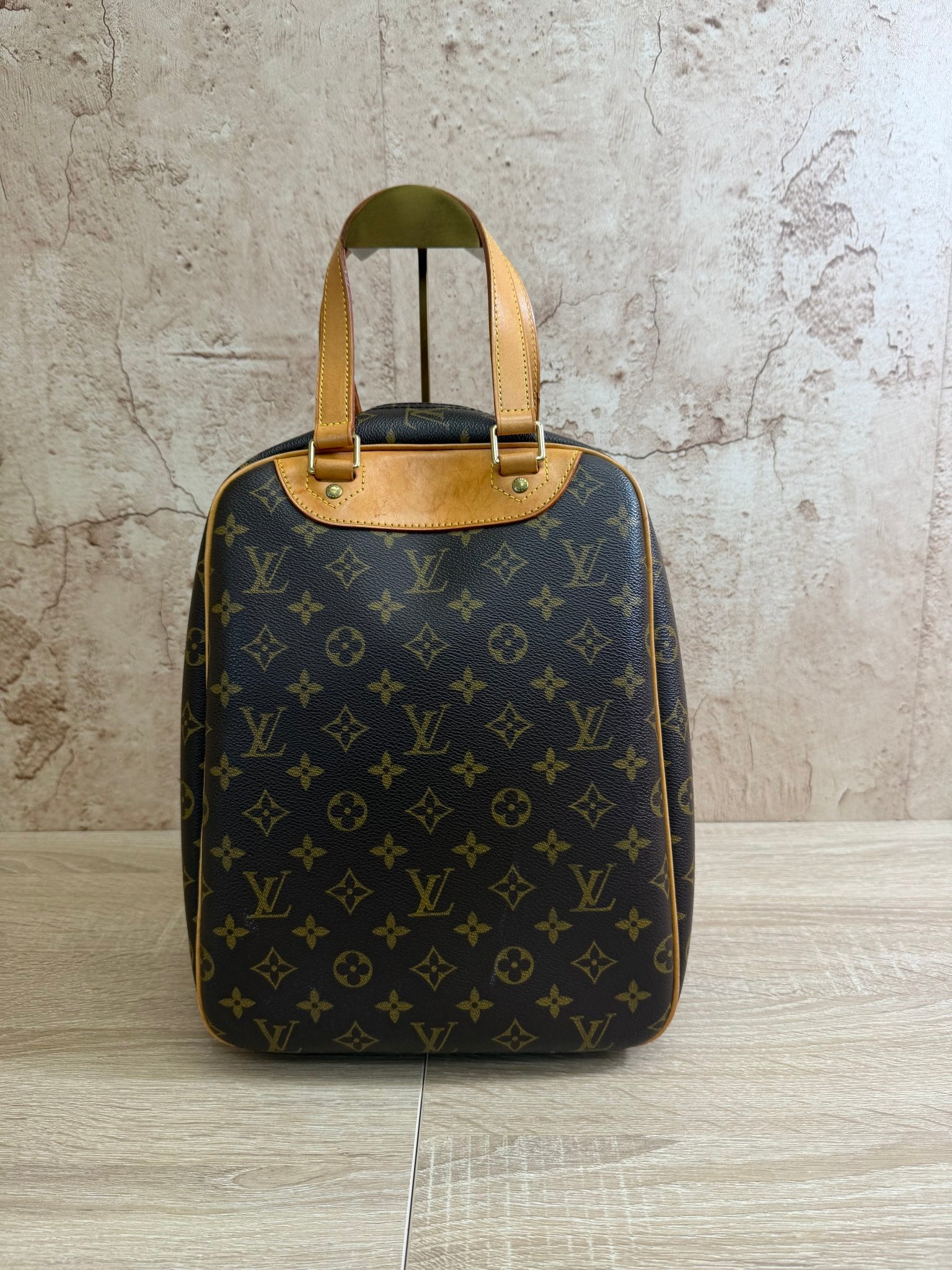https://res.cloudinary.com/dyql5hig8/image/upload/v1758651367/ehmgtrweyeudvactf4lg.jpg