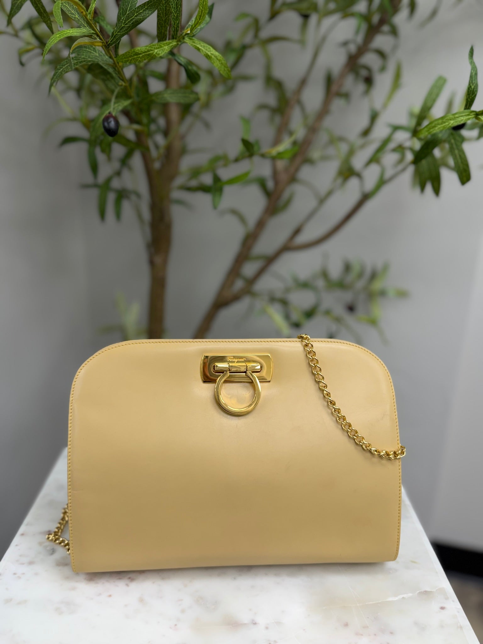 Salvatore Ferragamo Beige Leather Chain Shoulder Bag