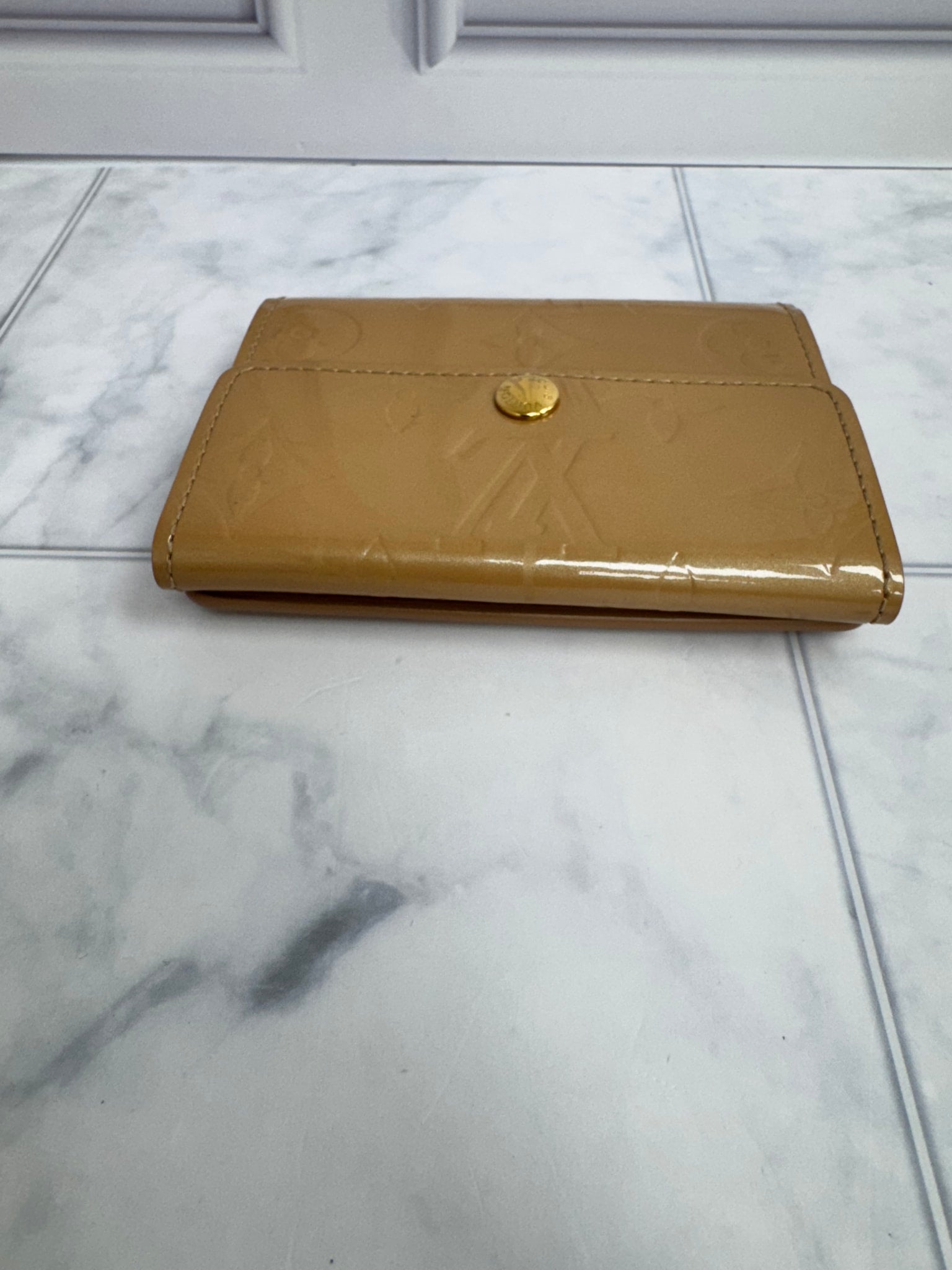 Louis Vuitton Beige Vernis Ludlow Compact Wallet