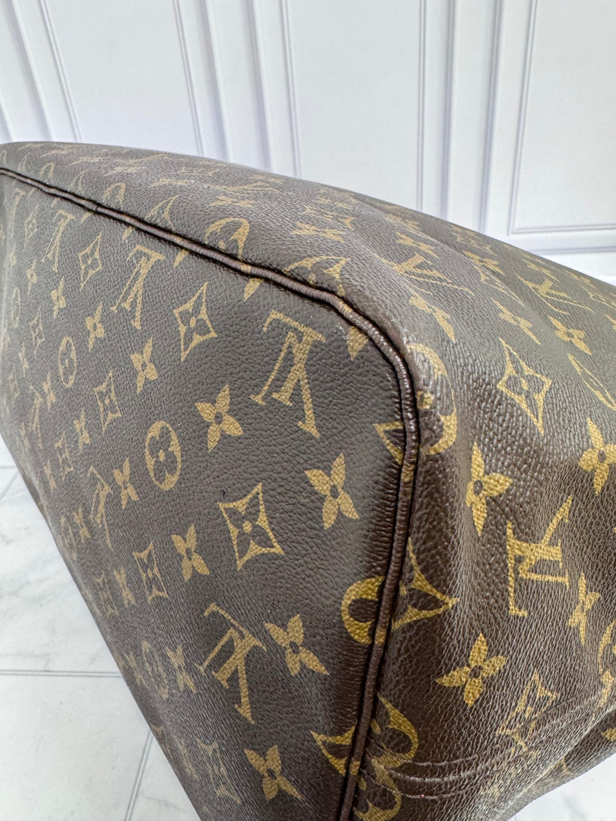 Louis Vuitton Monogram Neverfull Tote Bag GM 