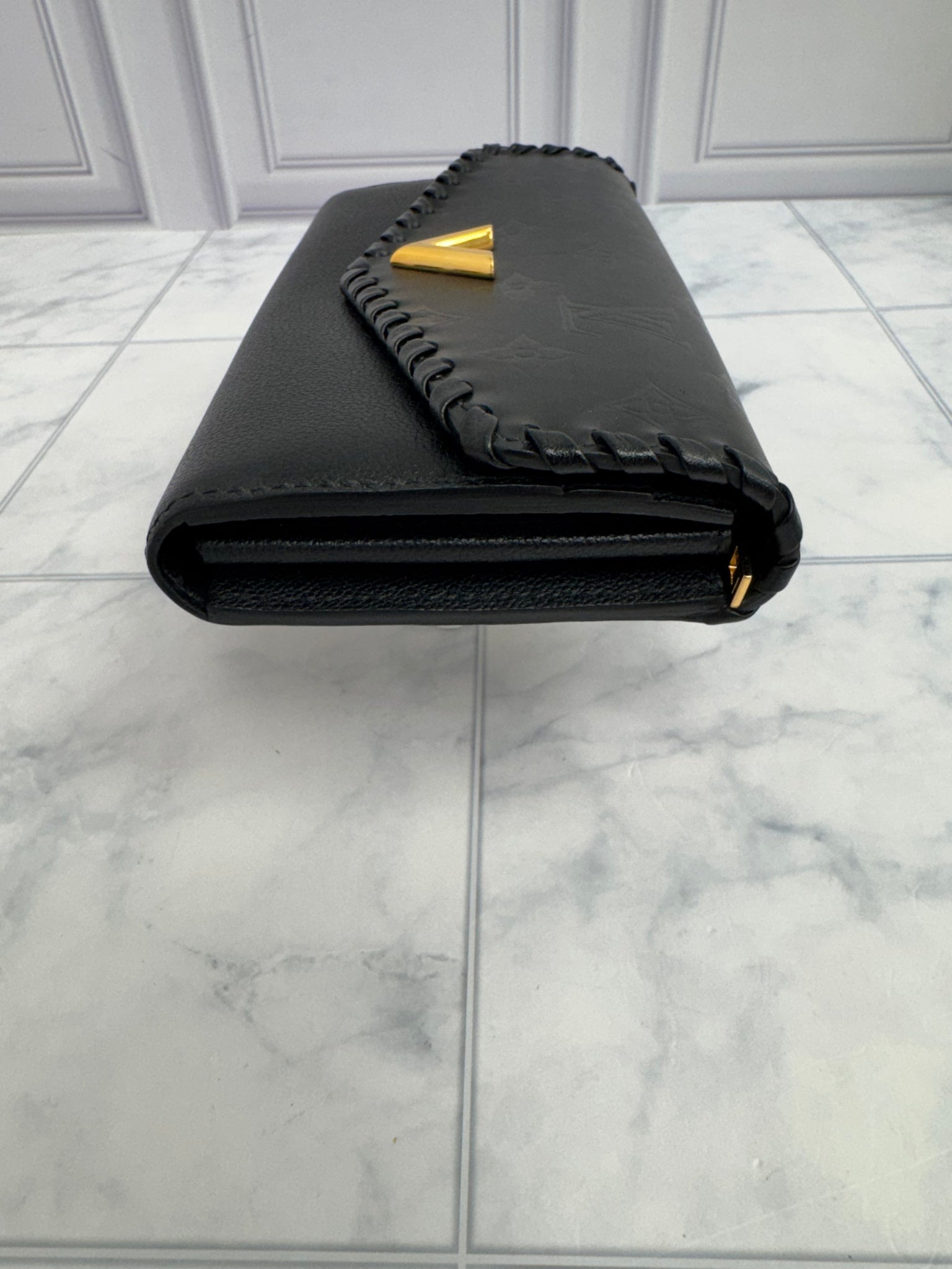 Louis Vuitton Black Monogram Cuir Plume Very Sarah Wallet