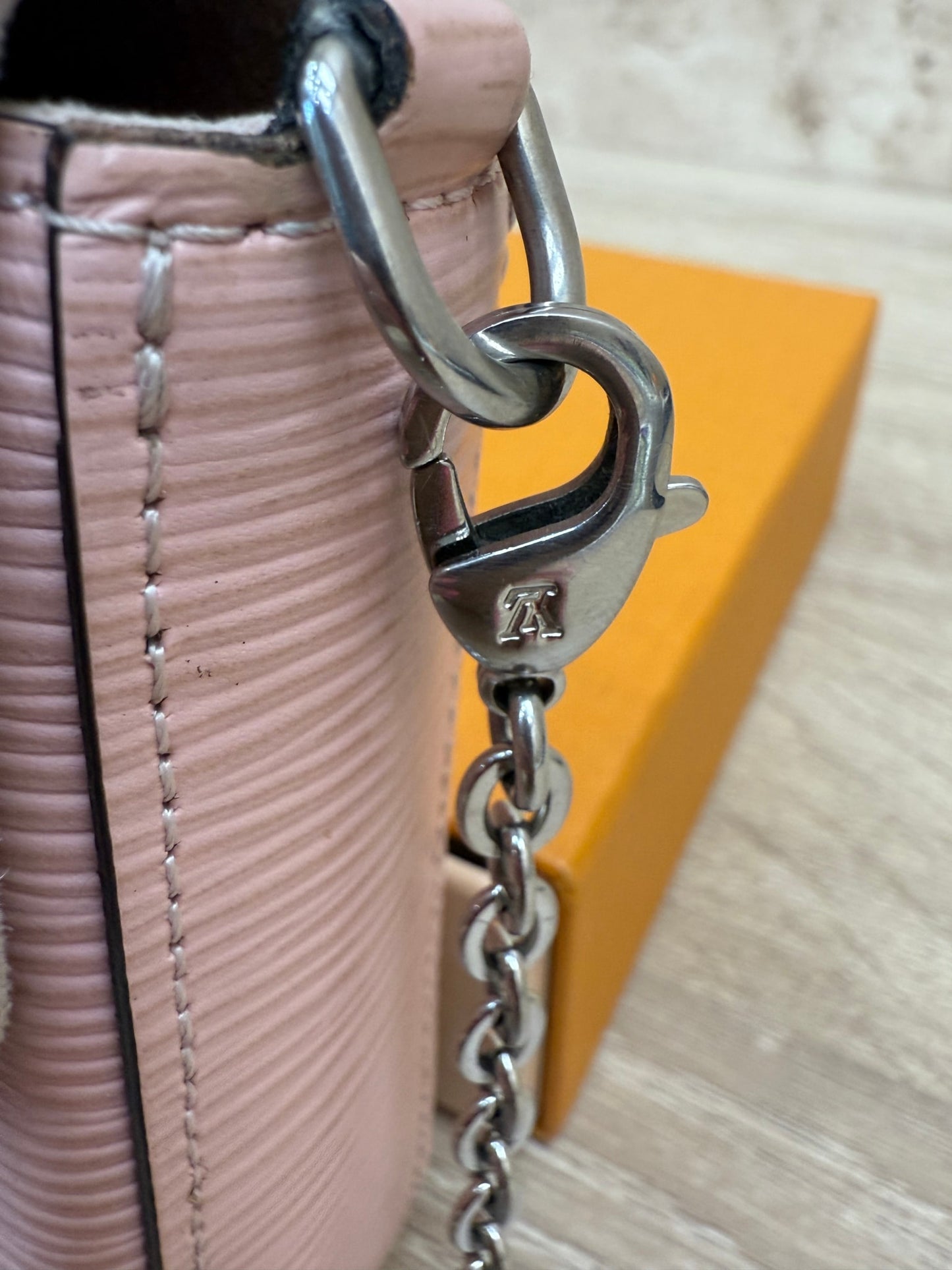 Louis Vuitton Rose Pink Epi Leather Felicie Pochette 