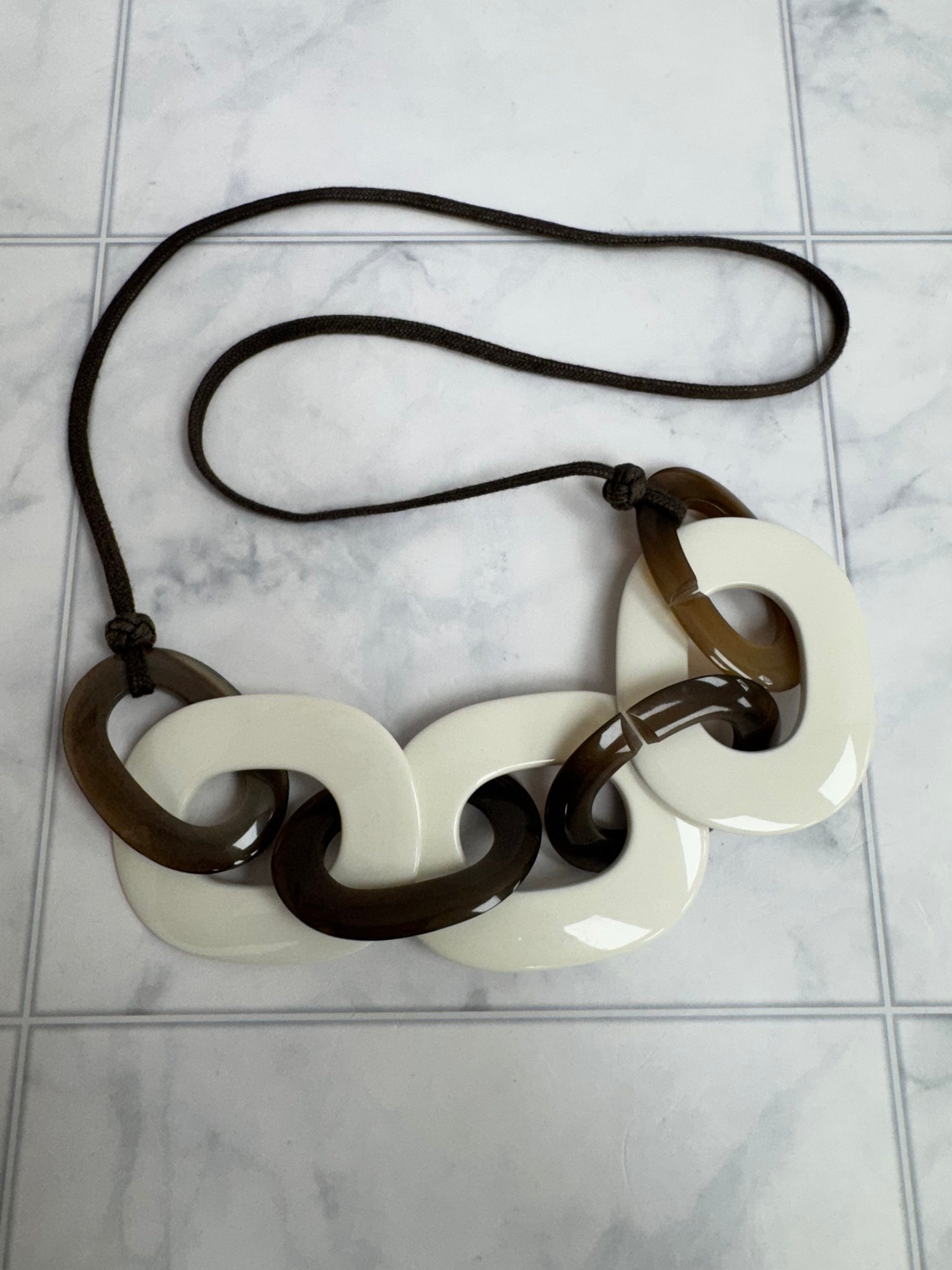 Hermès Brown And White Karamba Necklace