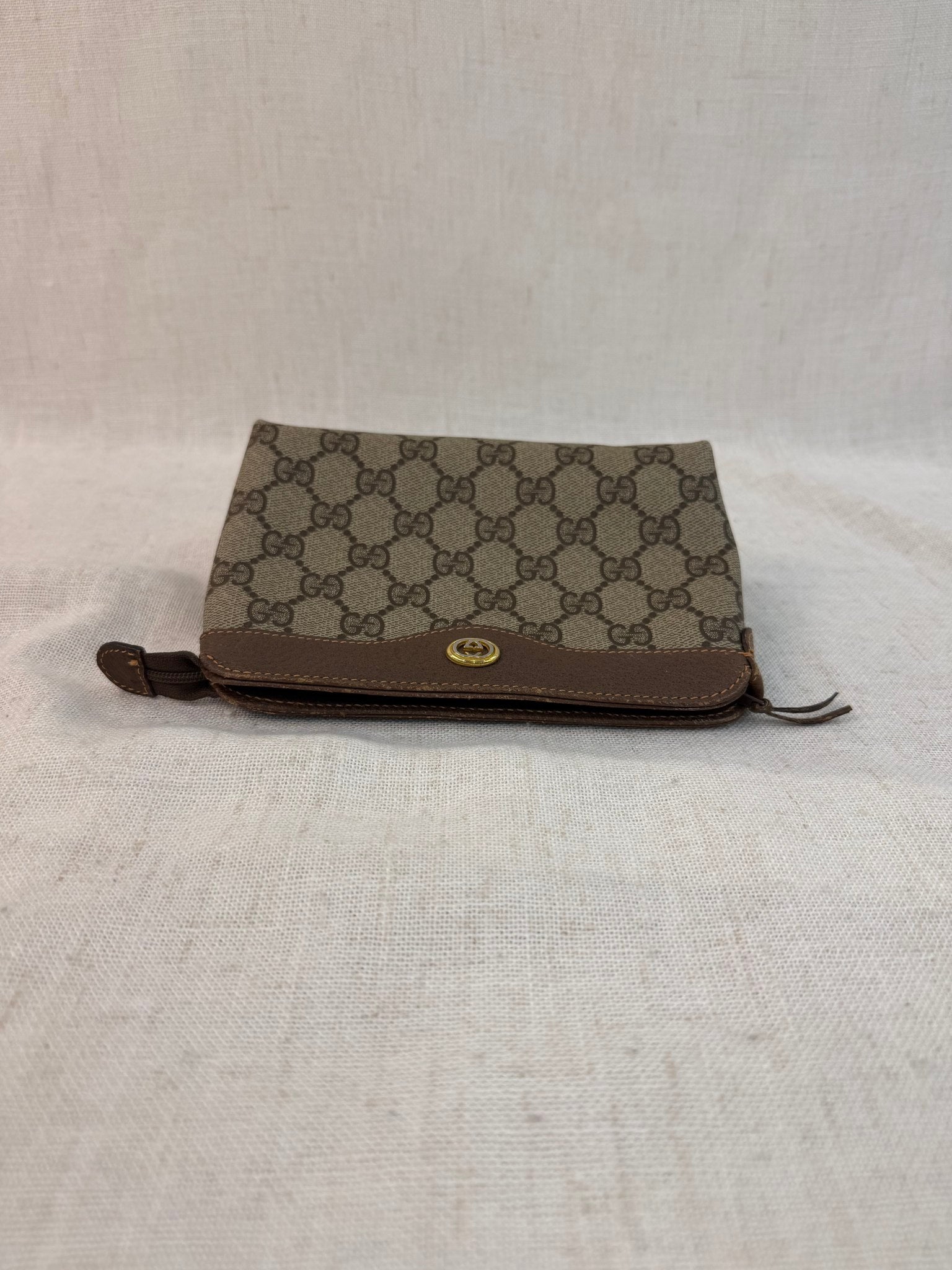 Gucci Brown Coated Canvas GG Supreme Print Cosmetic Pouch