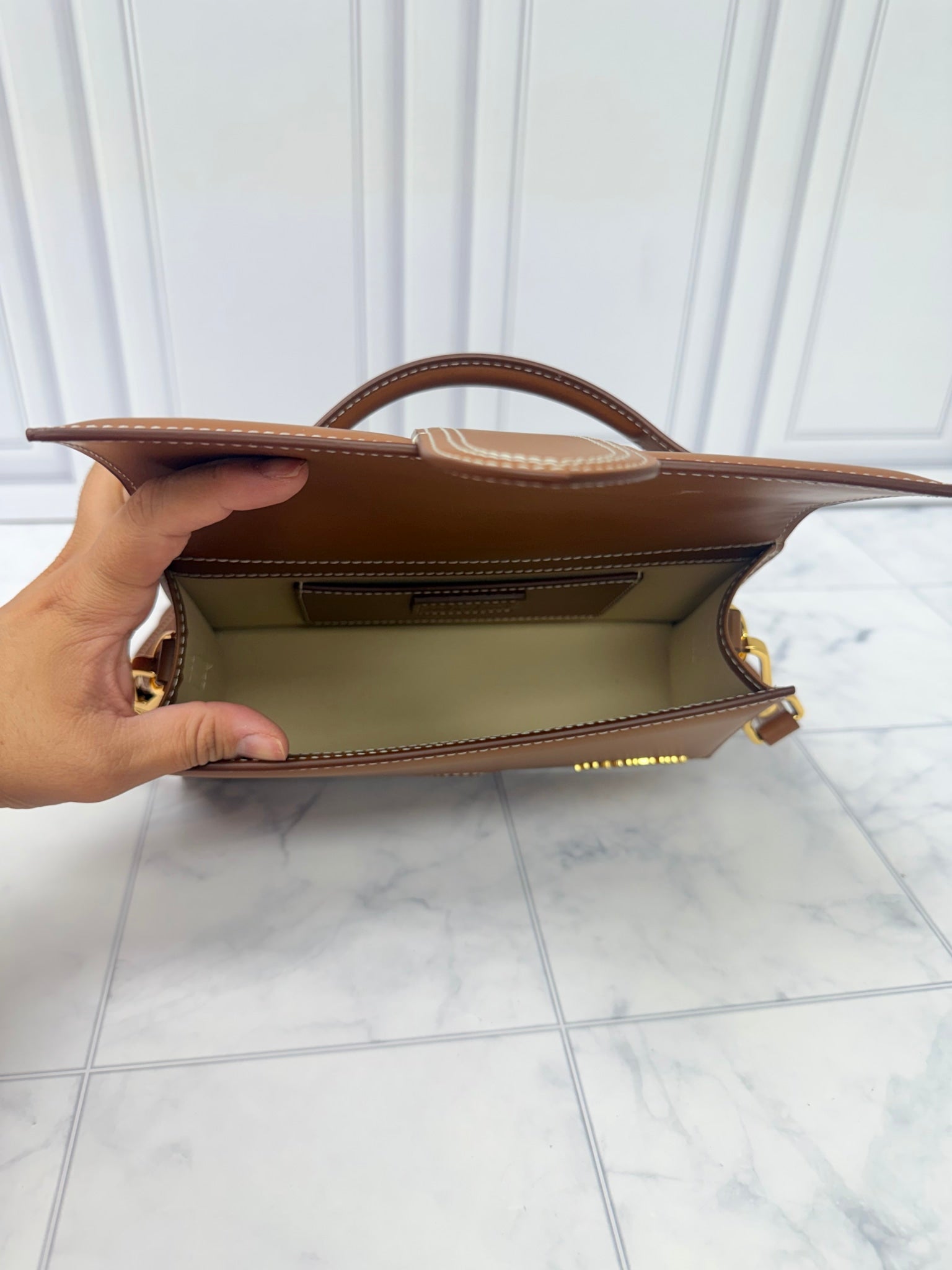 BRAND NEW - Jacquemus Light Brown Leather Le Grand Bambino 2Way Handbag