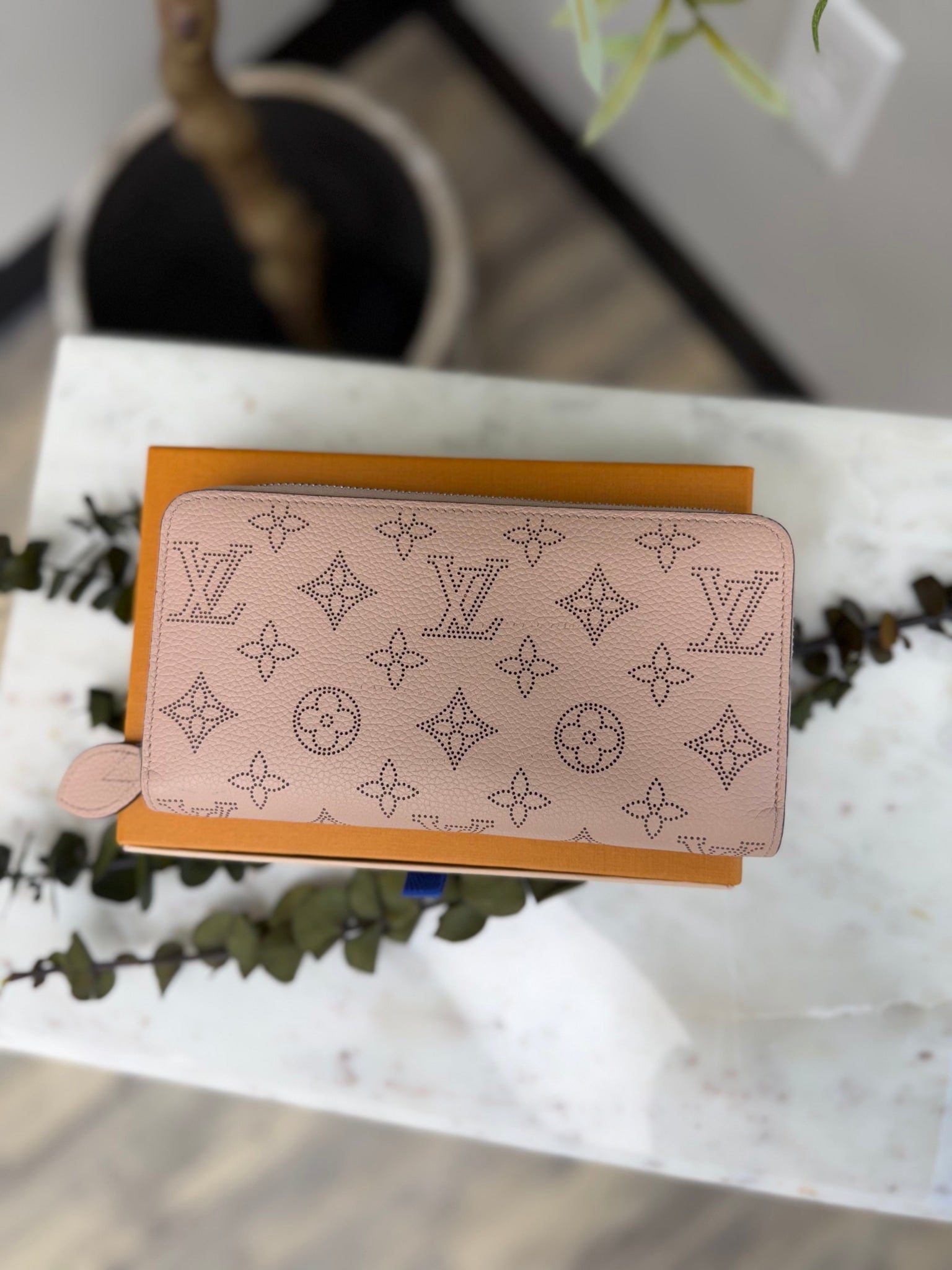 Louis Vuitton Light Pink Leather Mahina Zippy Wallet