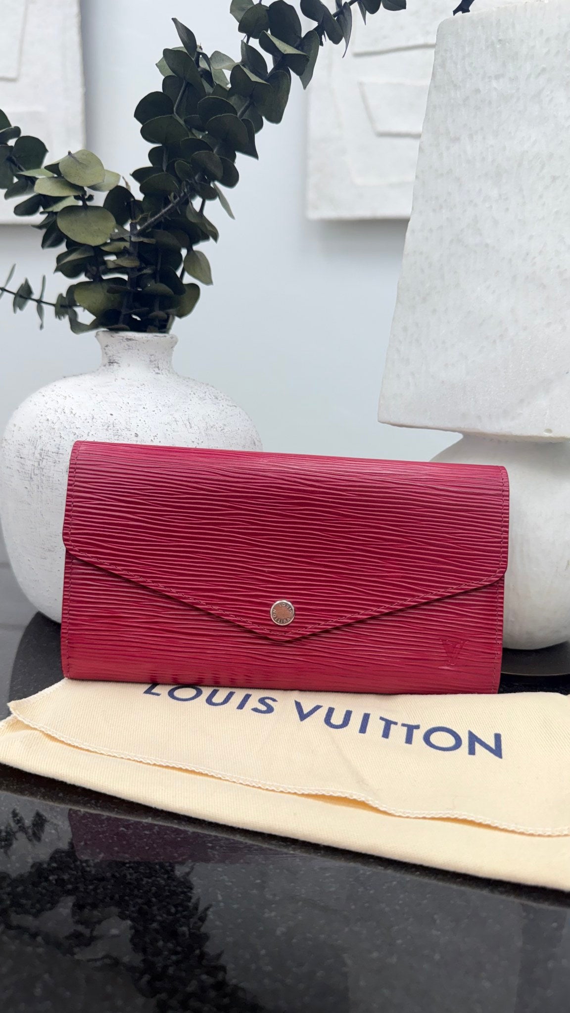Louis Vuitton Pink Epi Leather Sarah Wallet 