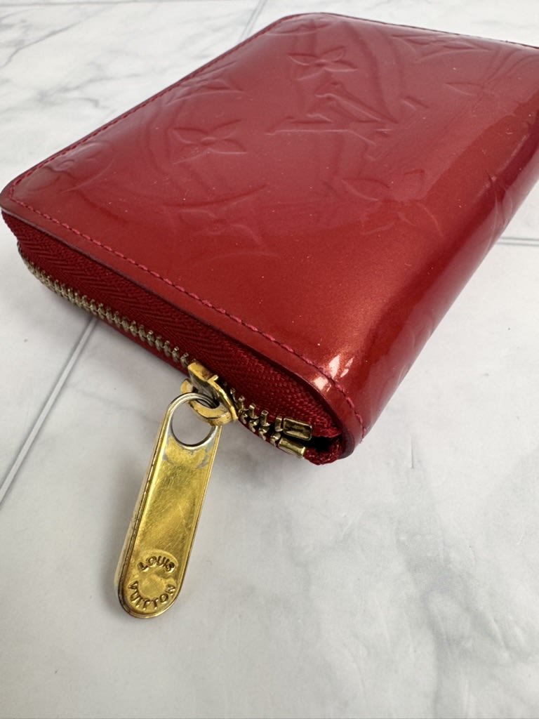 Louis Vuitton Red Vernis Compact Zippy