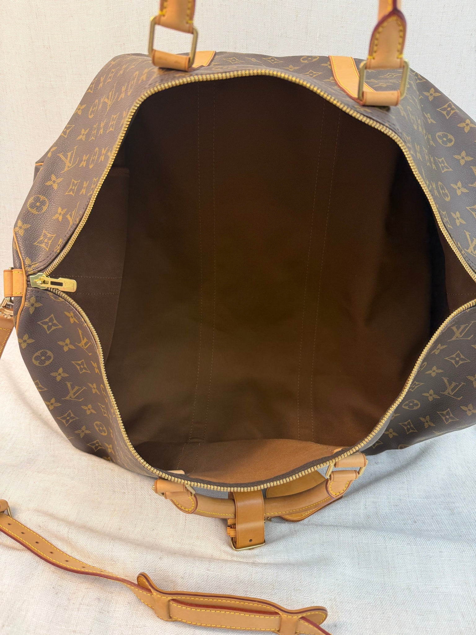 Louis Vuitton Monogram Keepall 60 Bandouliere Bag