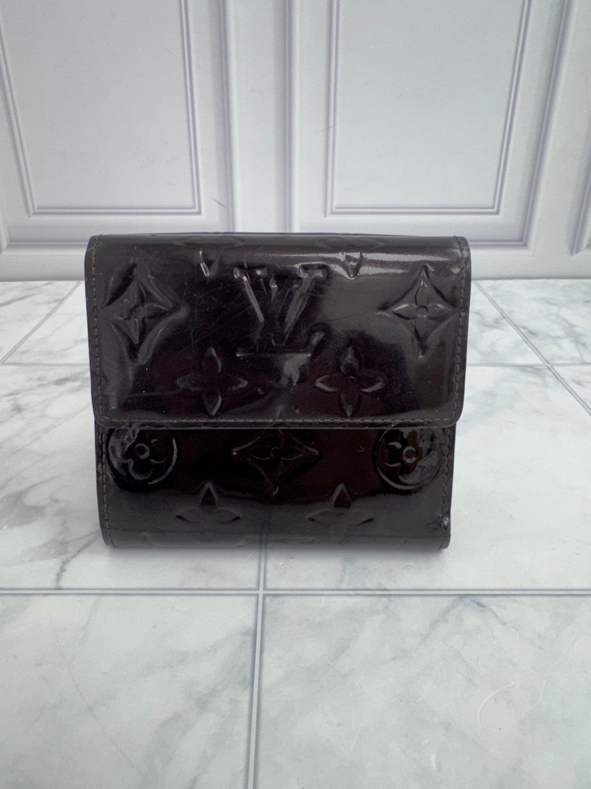 Louis Vuitton Deep Burgundy Vernis Monogram Elise Wallet