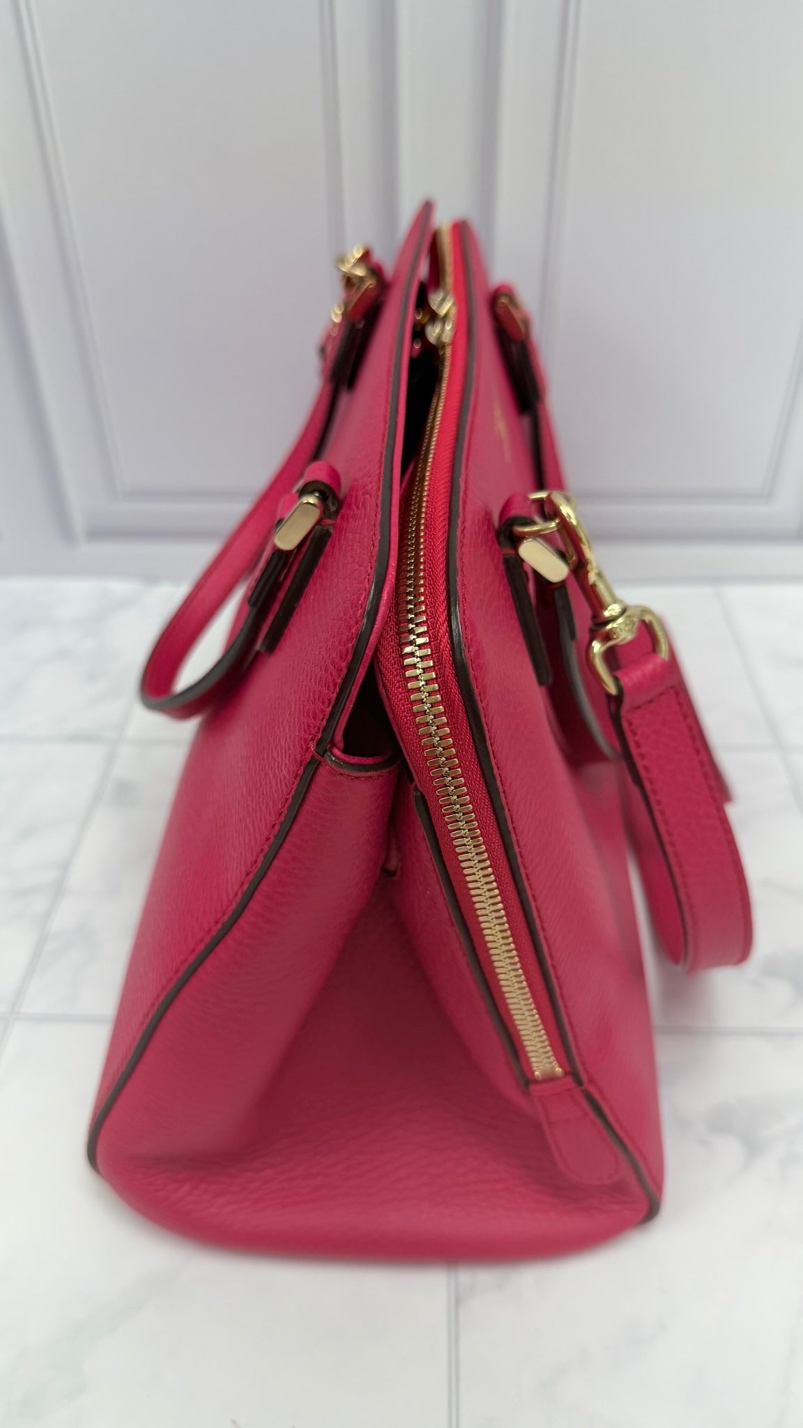 Gucci Pink Pebbled Leather Medium Swing 2Way Tote
