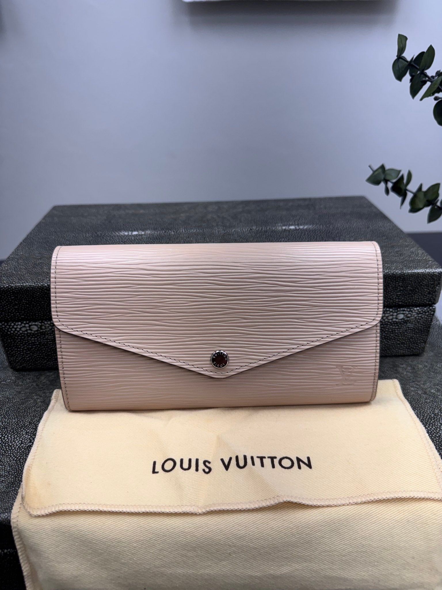 Louis Vuitton Beige Epi Leather Sarah Wallet
