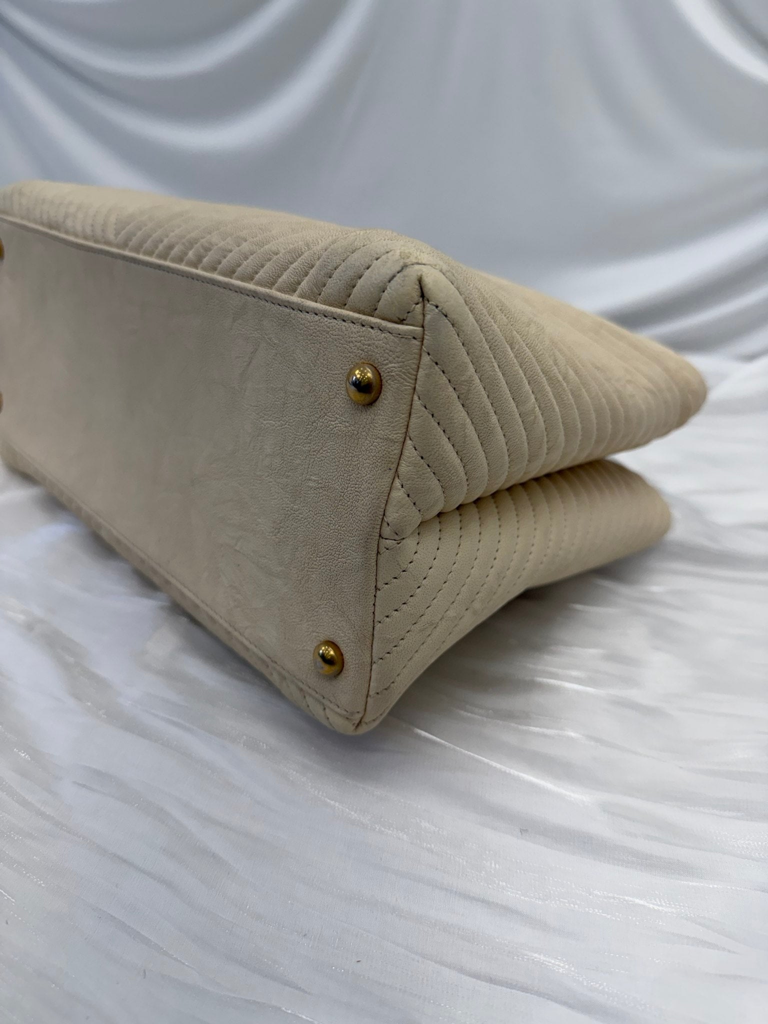 Chanel Cream Leather V Stitch Chain Tote Bag