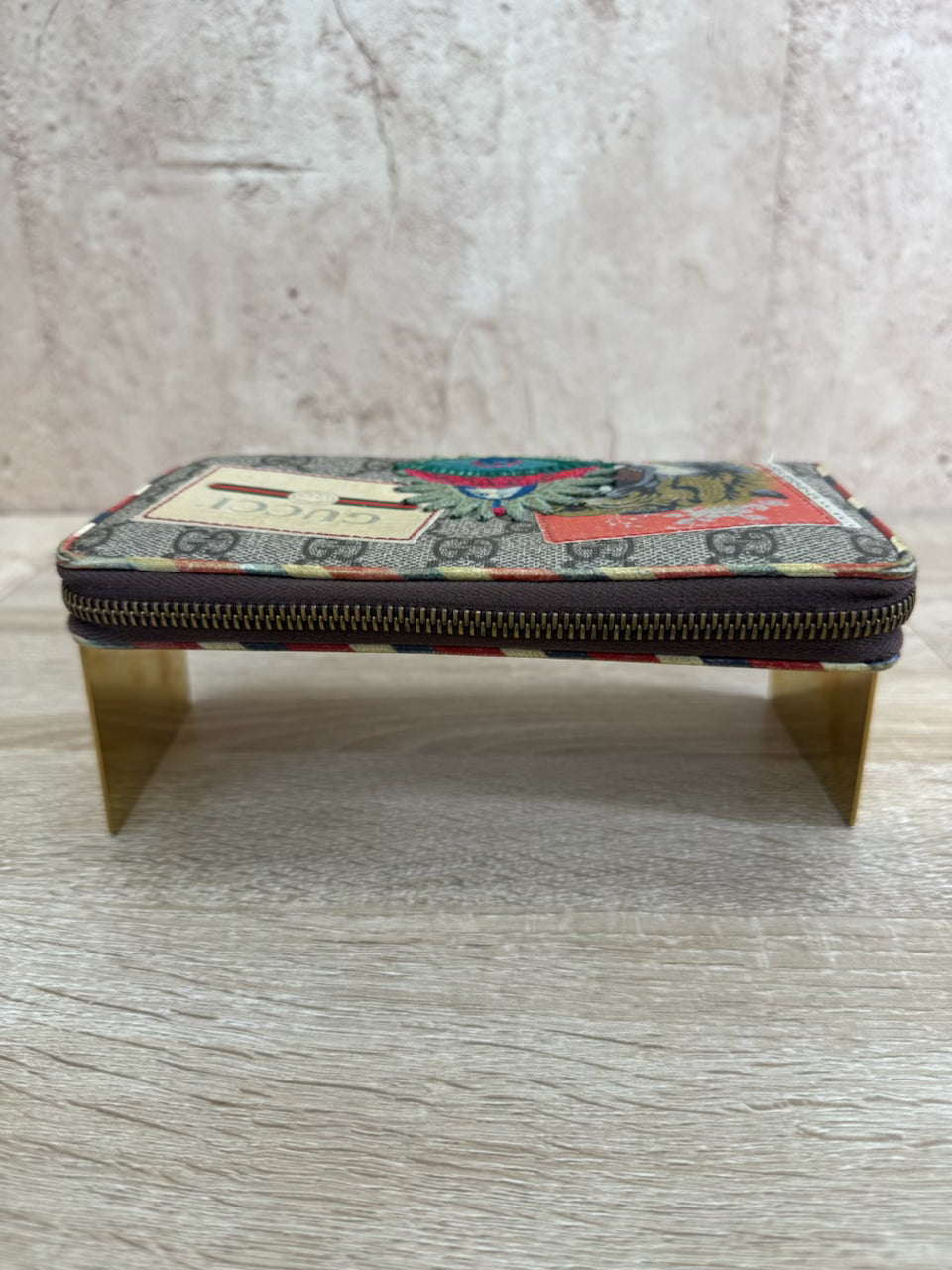 Gucci GG Supreme Courrier Embroidered UFO Zippy Long Wallet 