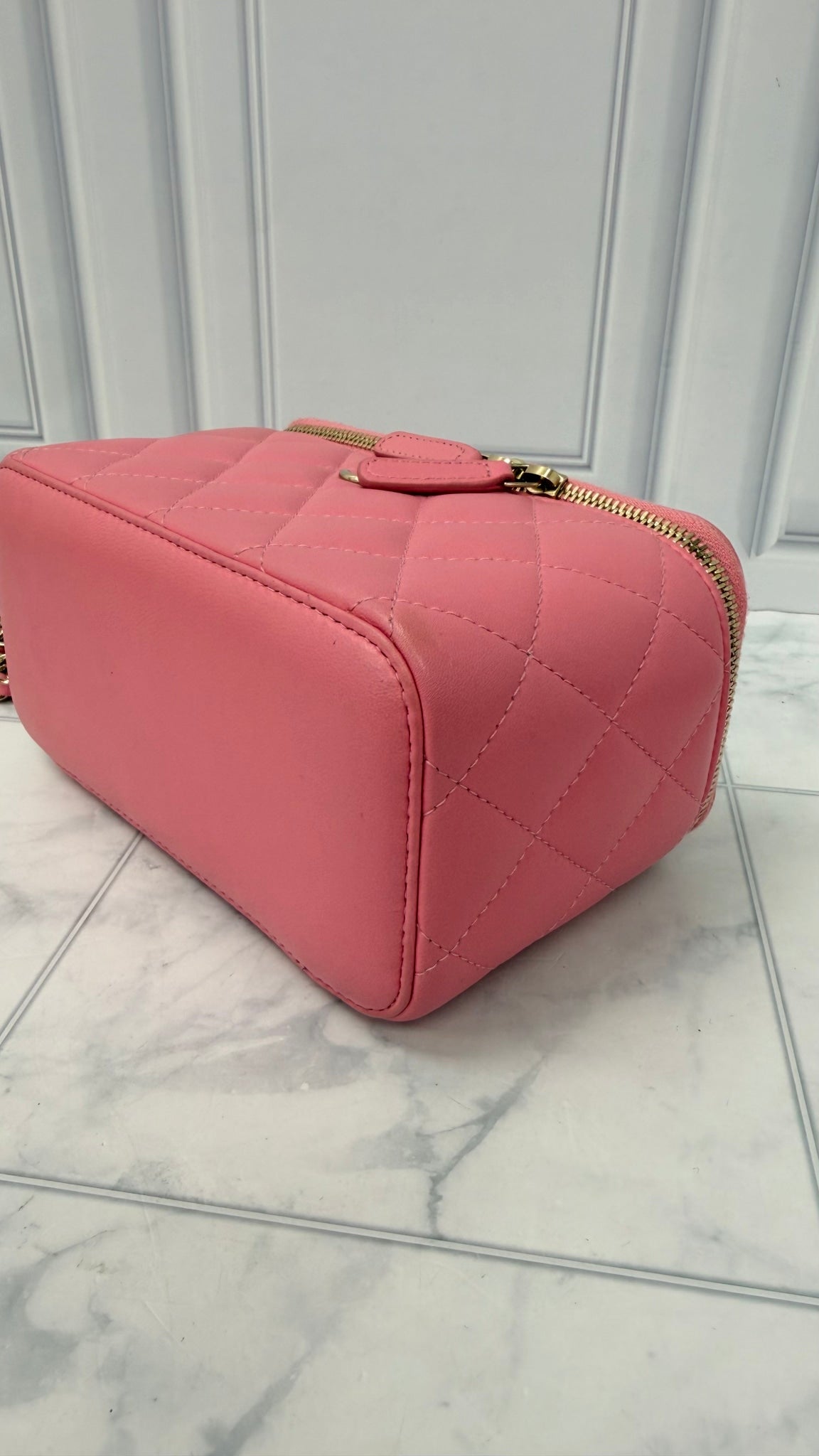 Chanel Pink Lambskin Leather Vanity Case Chain Crossbody 