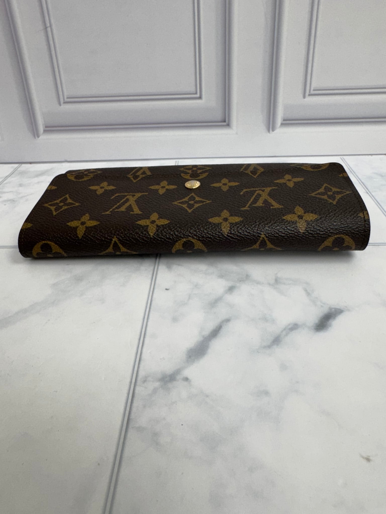 Louis Vuitton Monogram Sarah Wallet
