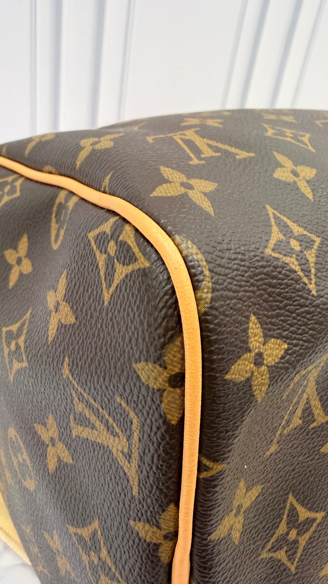 LIKE NEW- Louis Vuitton Monogram Speedy 30 