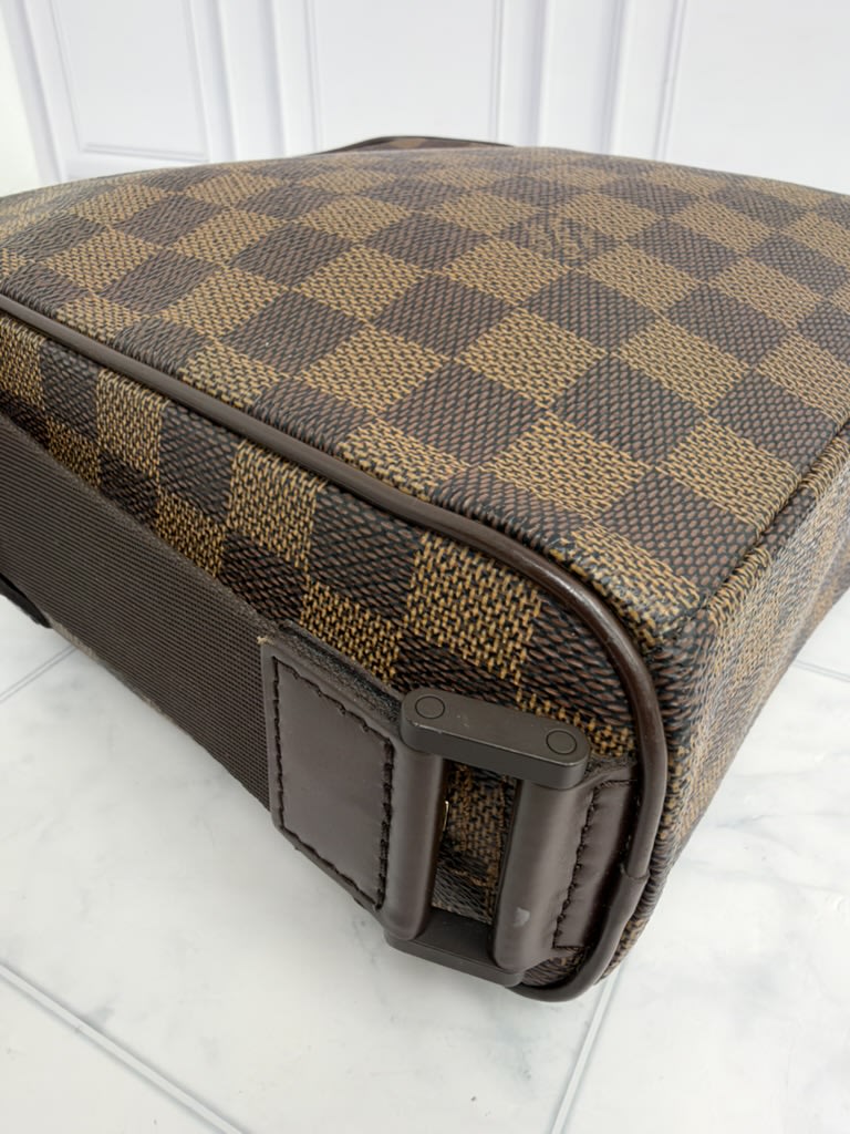 Louis Vuitton Damier Ebene Olav PM